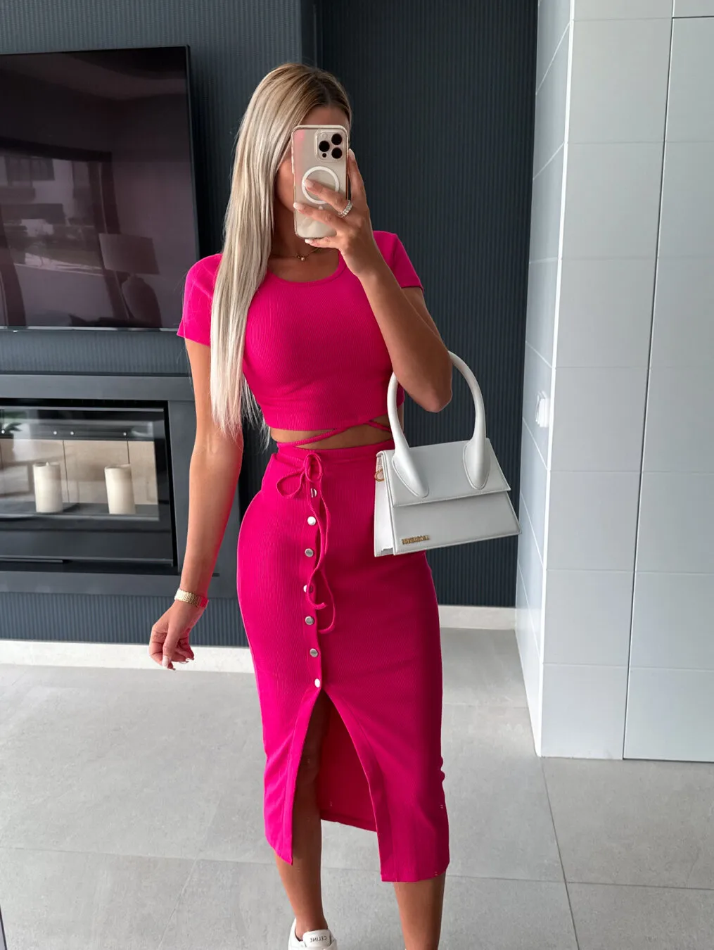 Suit New Style Clear Color Short-sleeved Round Neck Top Button Cropped Hip Mid-length Skirt Casual Two-piece Set display picture 5
