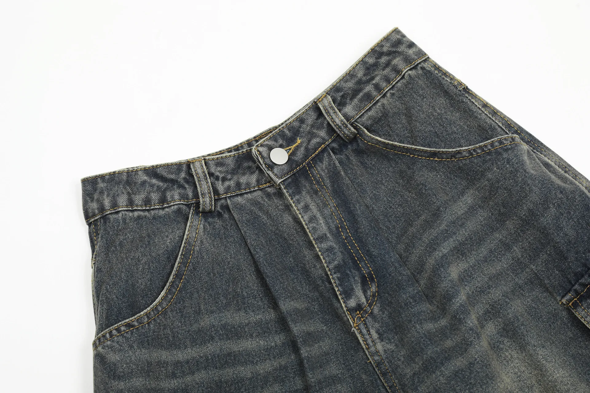Jiayiku Fashion Brand Summer Denim Pants American Vintage Washed Rough Denim Shorts Loose Tooling Pants display picture 5