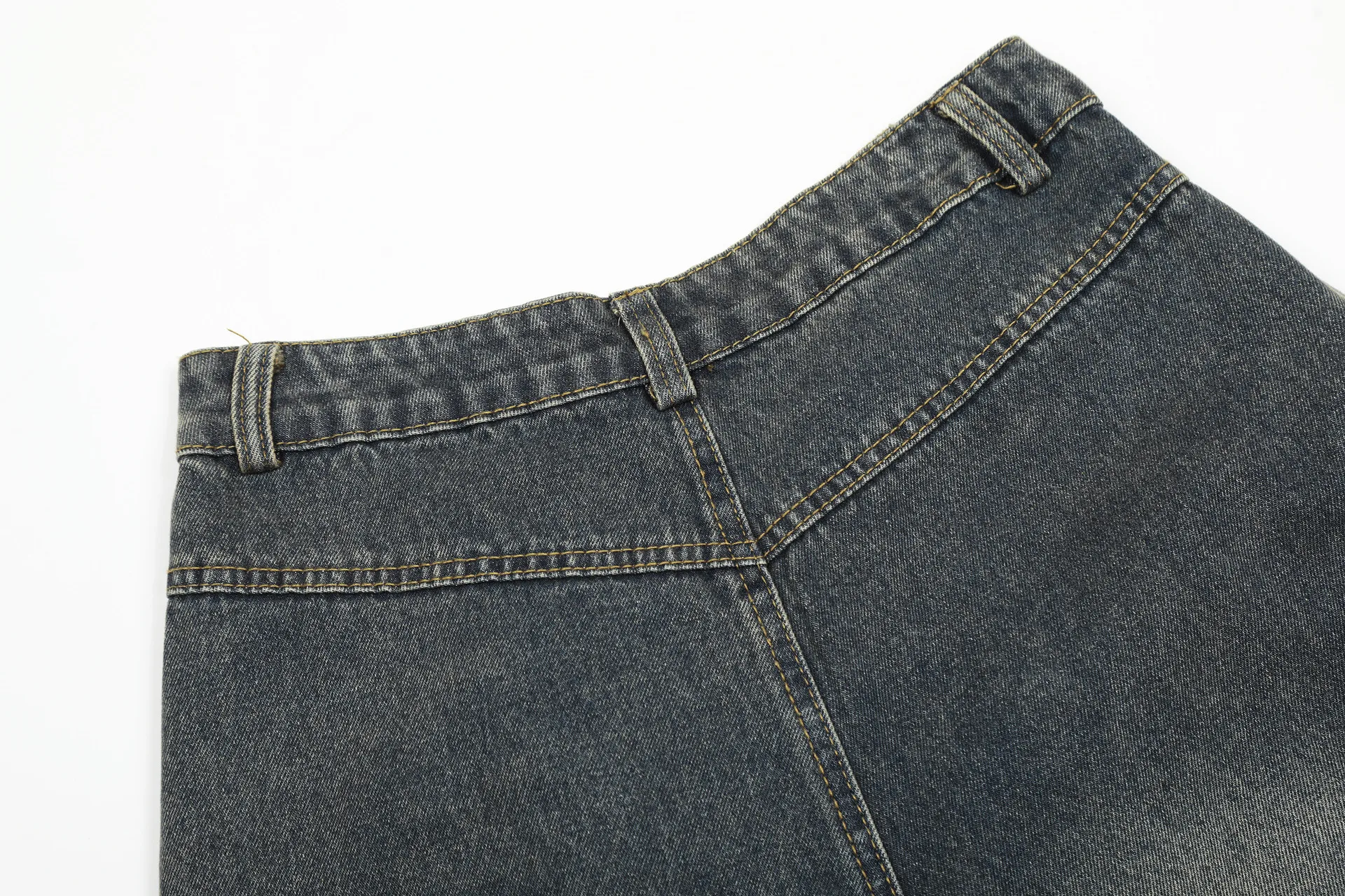 Jiayiku Fashion Brand Summer Denim Pants American Vintage Washed Rough Denim Shorts Loose Tooling Pants display picture 11