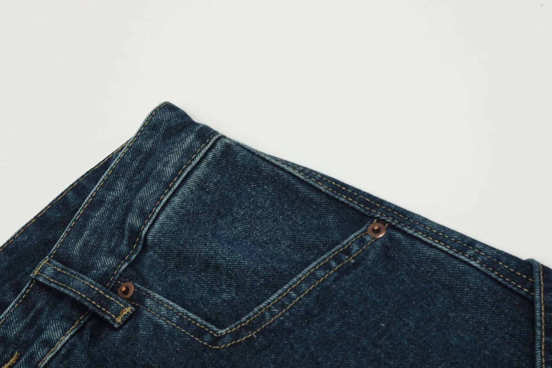 Jiayiku Men's  American High Street Retro Washed Jeans Loose Vibe Scimitar Wide Leg Pants For Men And Women display picture 12