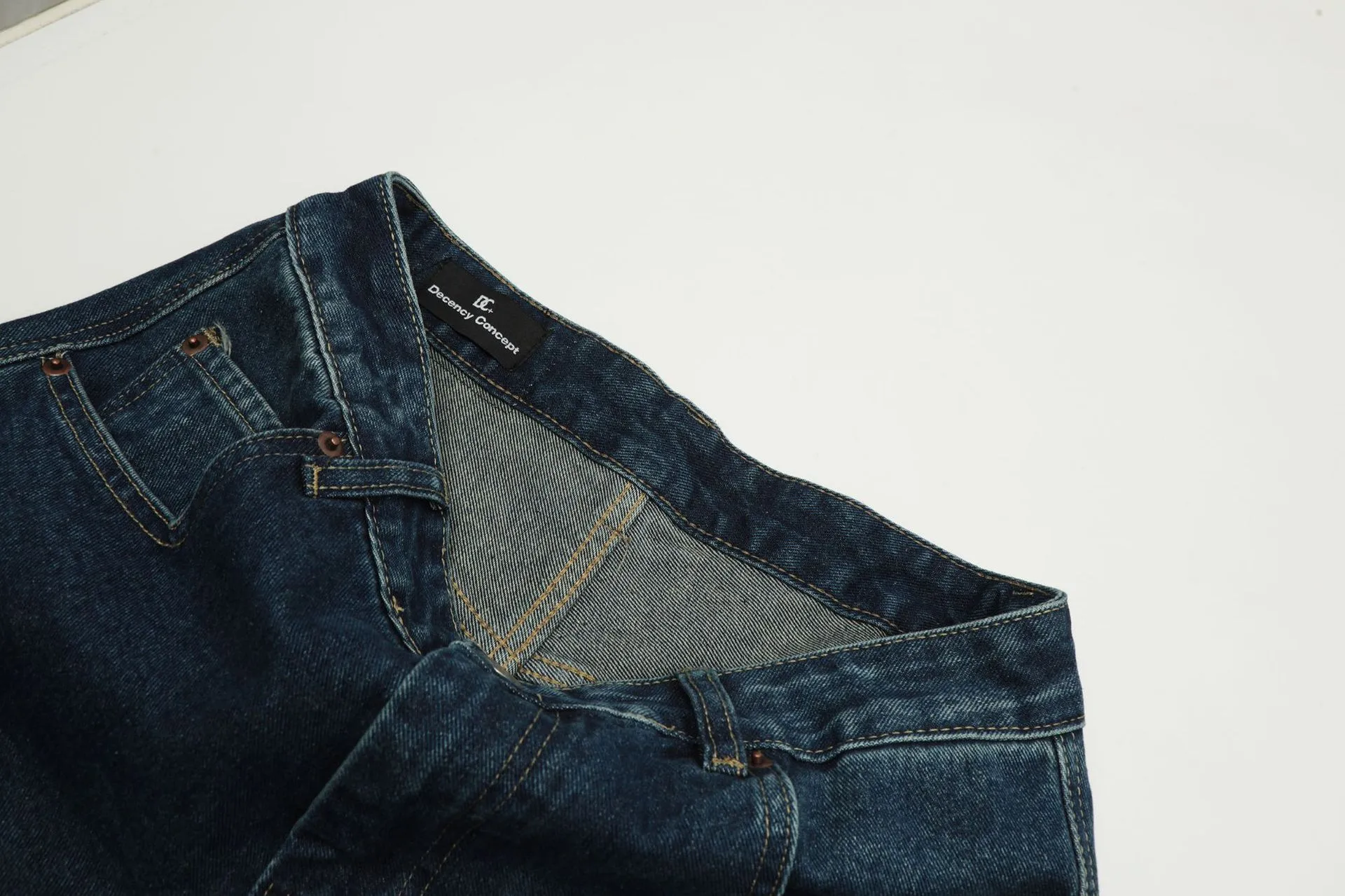 Jiayiku Men's  American High Street Retro Washed Jeans Loose Vibe Scimitar Wide Leg Pants For Men And Women display picture 16