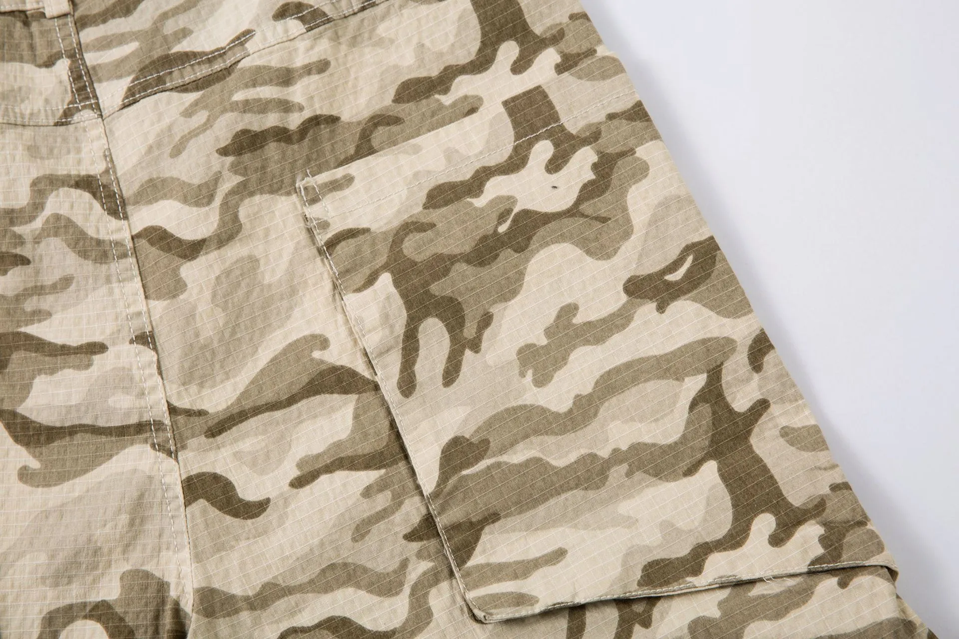 Jiayiku Fashion Brand American Street Functional Camouflage Overalls Men's Loose Wide Leg Pants Outdoor Casual Long Pants display picture 16