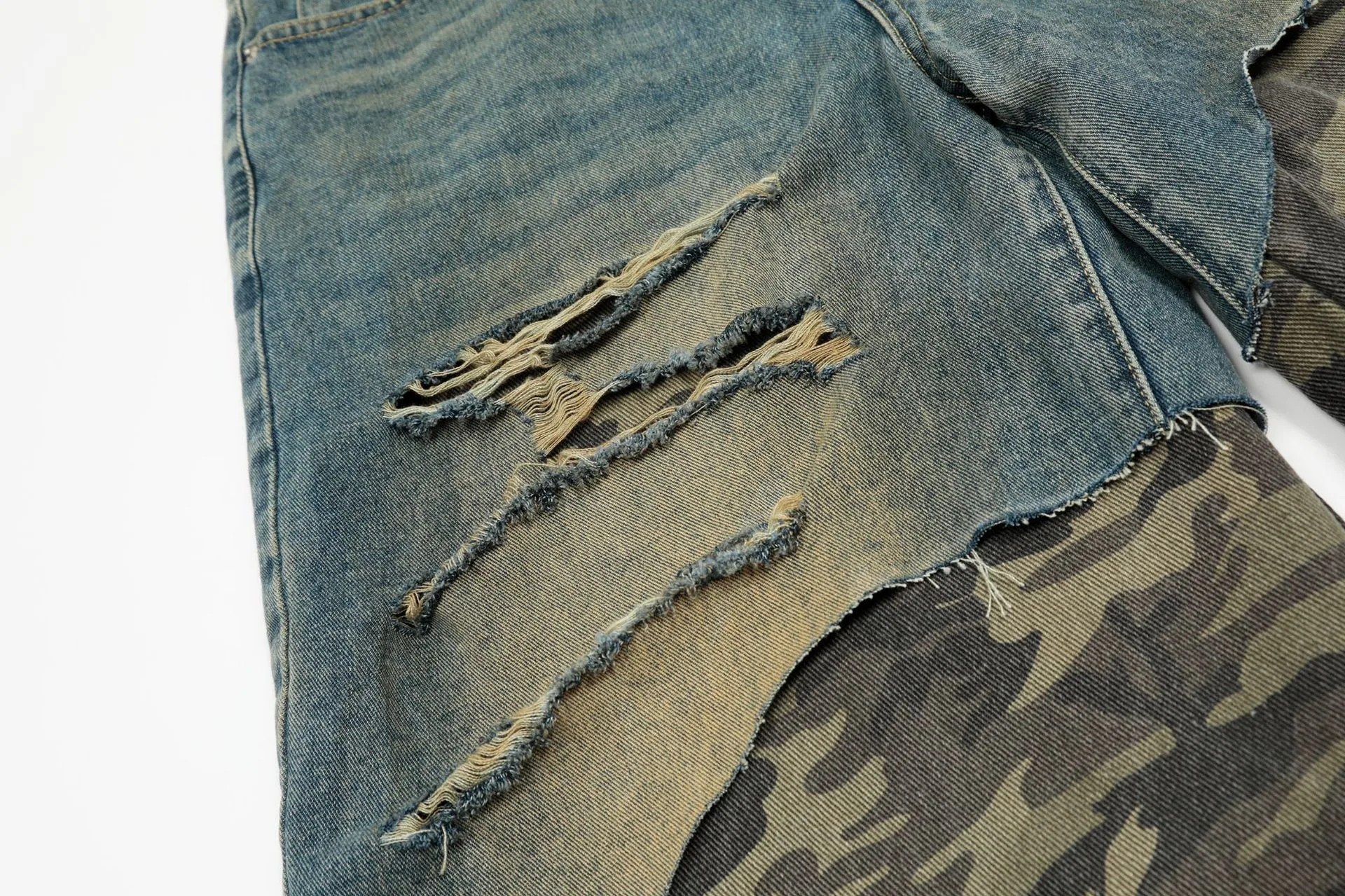 Jiayiku Trendy Brand   High Street Vibe Camouflage Denim Shorts Men's Ro Trendy Fake Two-Piece Ripped Cropped Pants display picture 7