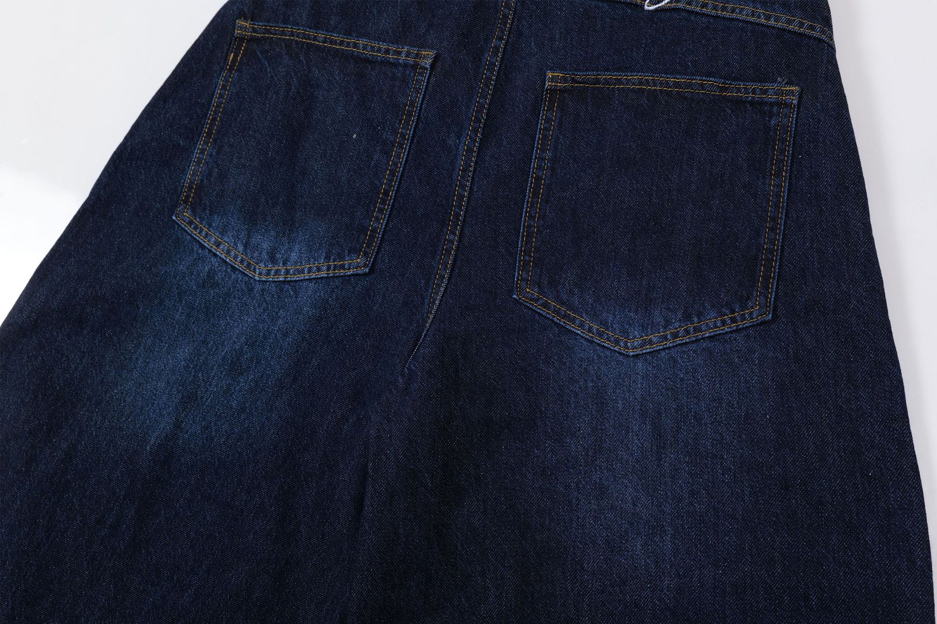 Jiayiku Trendy Brand  Summer Men's American Retro Washed Denim Shorts Straight-Leg Stylish Curved Shorts display picture 13
