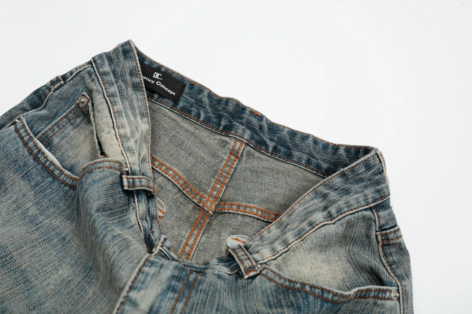 Jiayiku Men's  New High Street American Scimitar Pants Retro Washed Jeans Men's And Women's Vibe Wide Leg Pants display picture 11
