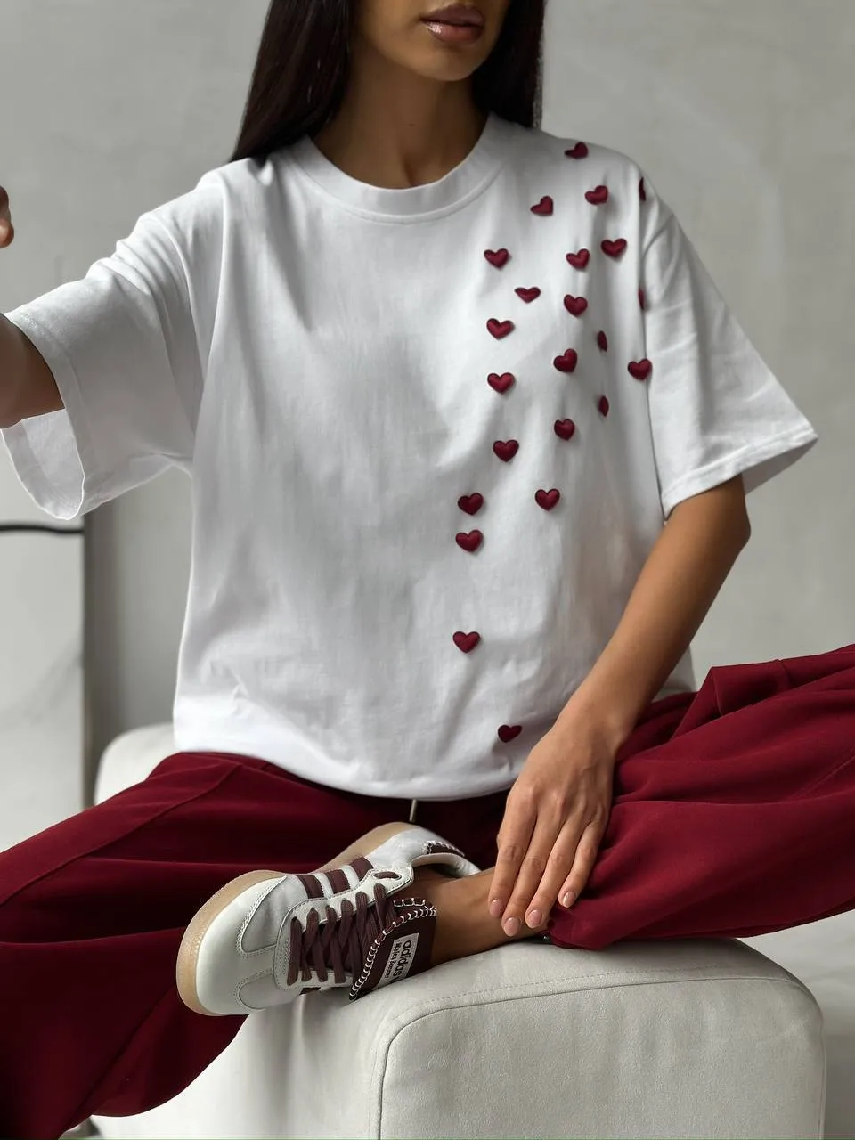 Women's Spring And Summer New Fashion Brand Printing Casual Short-sleeved Fashion 3D Love Sticker Round Neck All-match Solid Color T-shirt Ins display picture 2