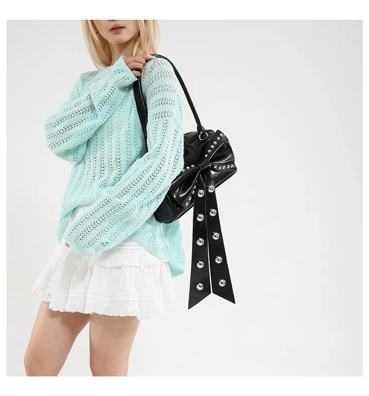 Women's Pu Leather Solid Color Bow Knot Streetwear Square Zipper Shoulder Bag display picture 5