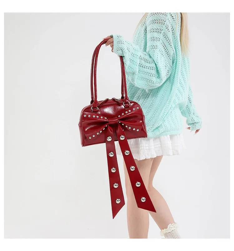Women's Pu Leather Solid Color Bow Knot Streetwear Square Zipper Shoulder Bag display picture 6