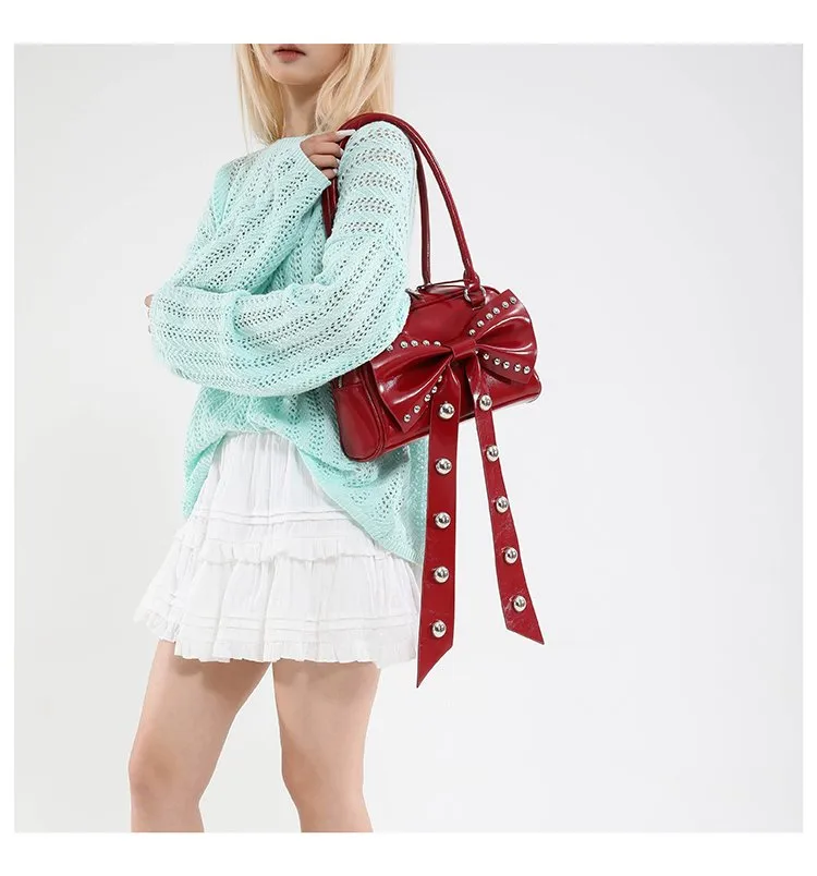Women's Pu Leather Solid Color Bow Knot Streetwear Square Zipper Shoulder Bag display picture 13