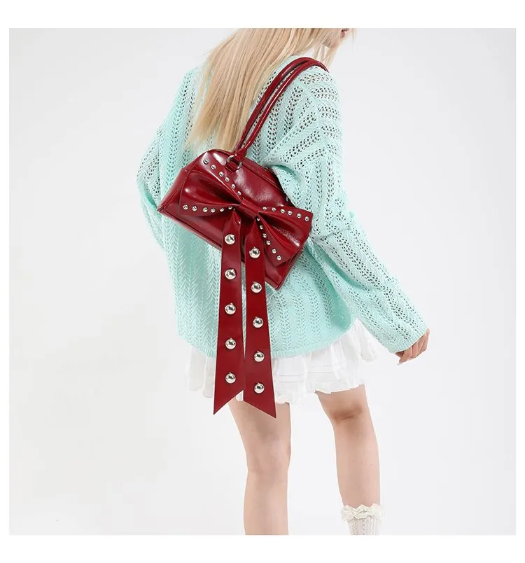Women's Pu Leather Solid Color Bow Knot Streetwear Square Zipper Shoulder Bag display picture 10