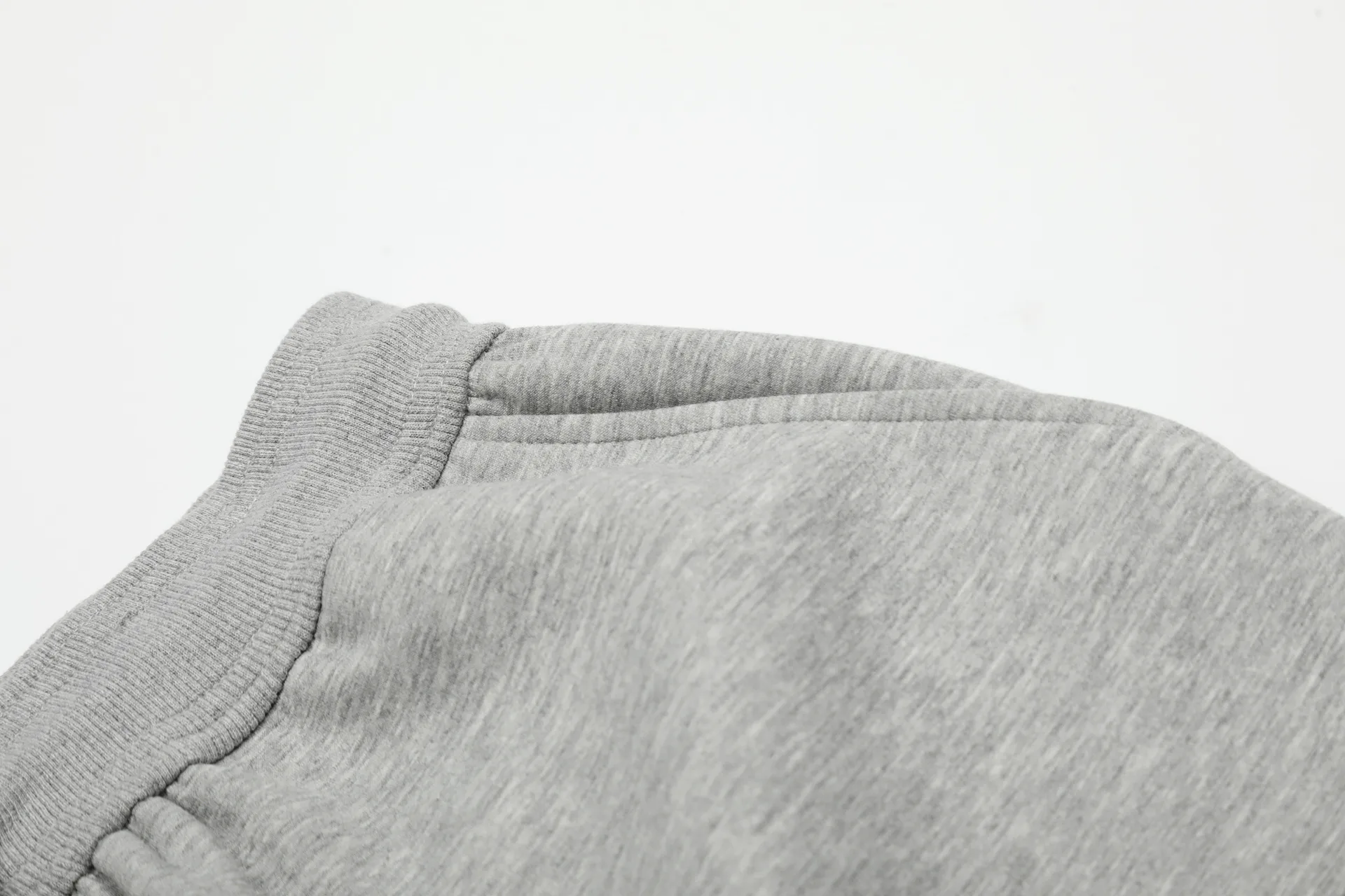 Jiayiku Men's  Summer Five-Point Pants New American Retro Sweatpants Couple Style Simple Wide-Leg Casual Pants display picture 14