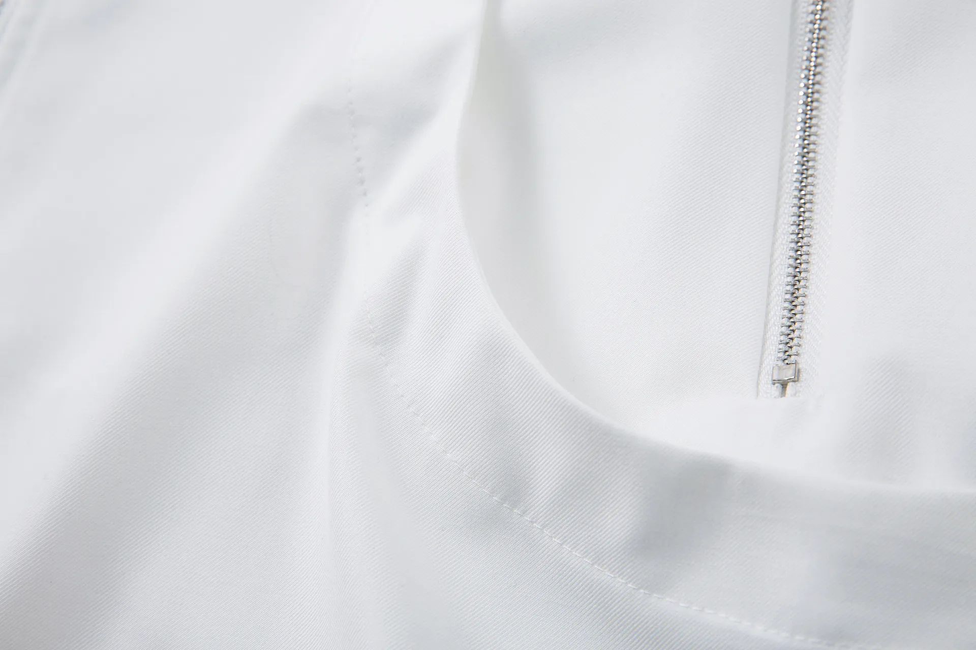 Jiayiku Men's  Summer Short-Sleeve Shirt New Style Cleanfit Niche Design Zipper Shirt Handsome display picture 14