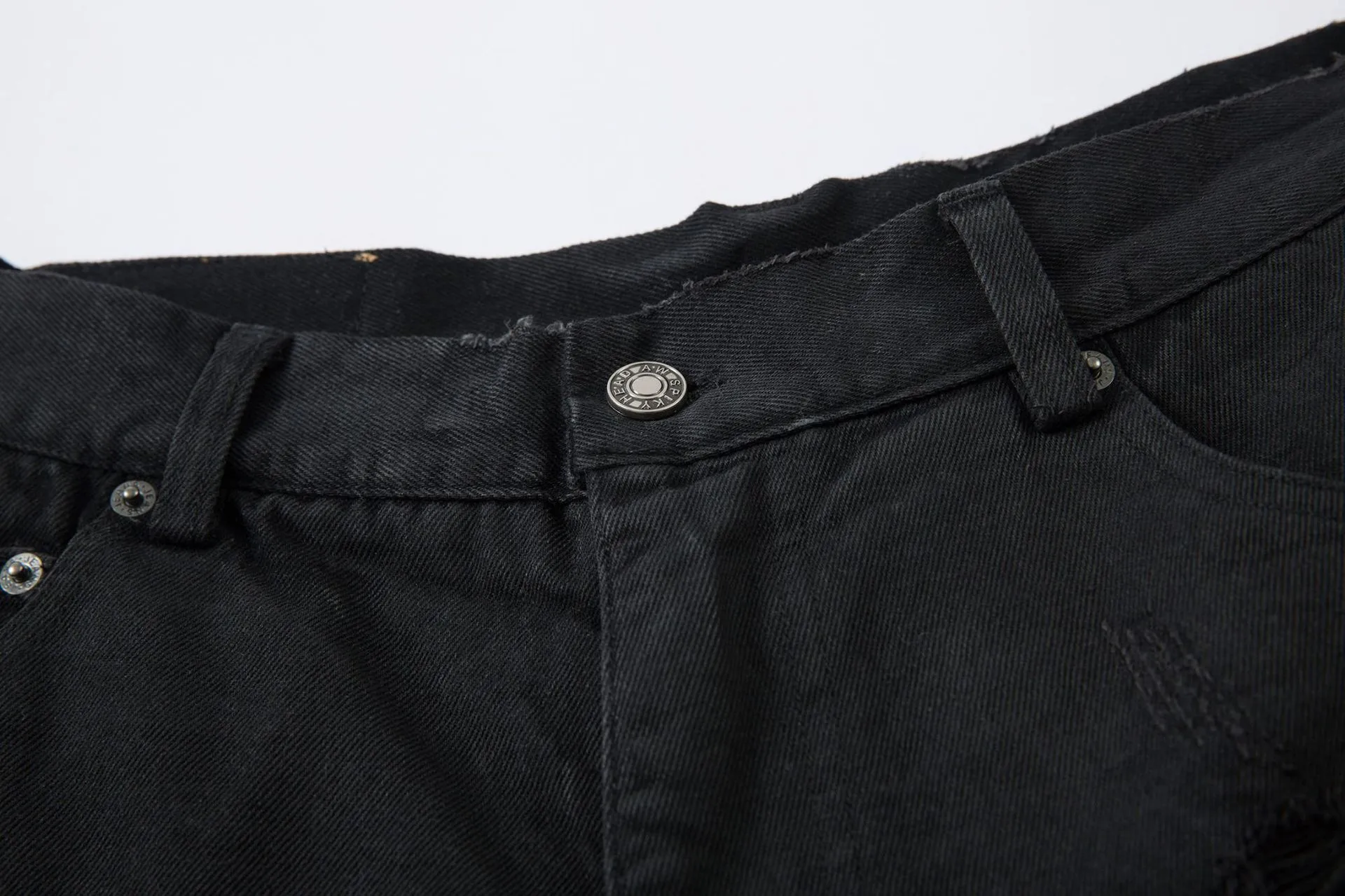 Jiayiku Fashion Brand  Advanced Sense RO Style Five-point Pants Men's American Style Street Washing Rags Denim Pants Straight Pants display picture 14