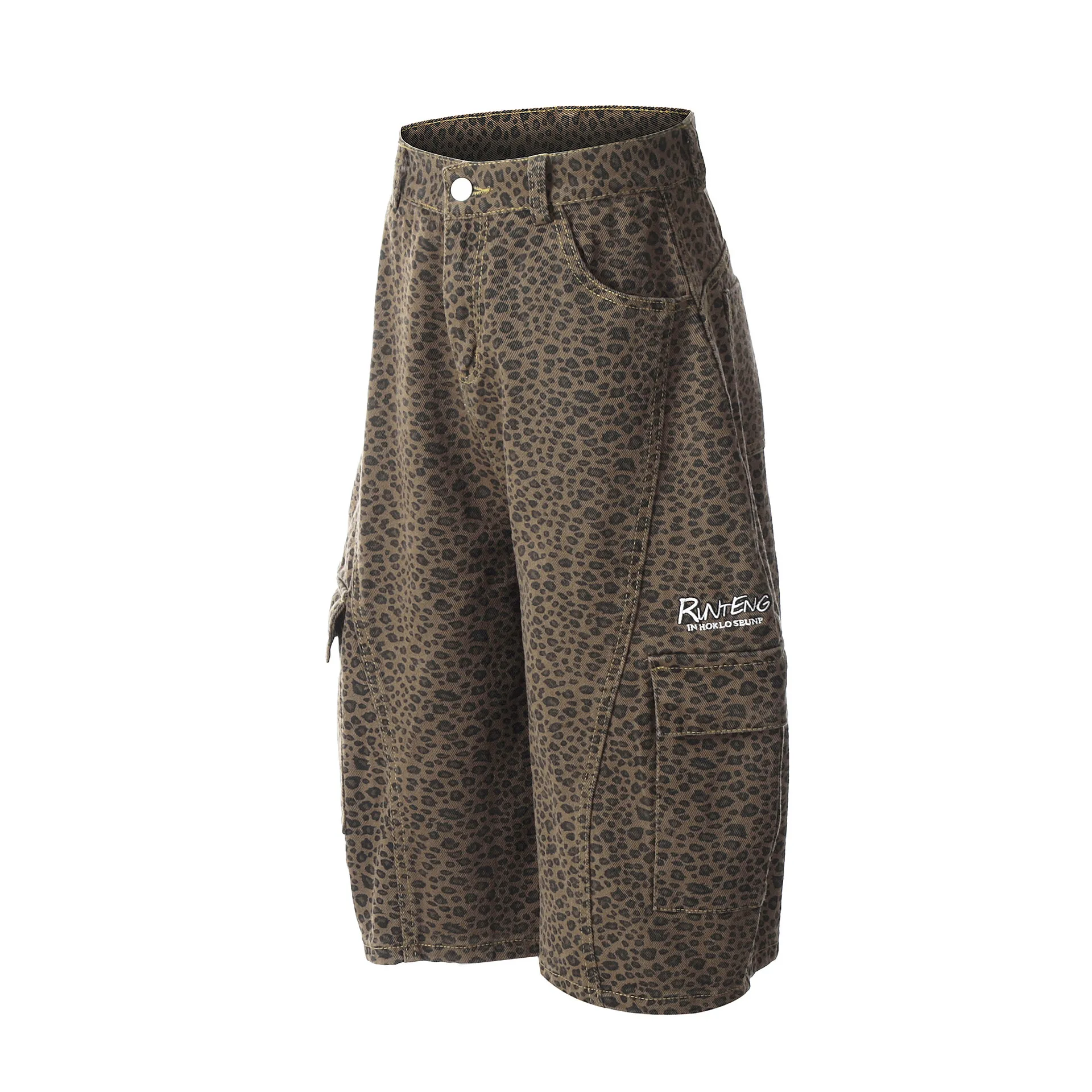 Jiayiku Fashion Brand  High Street Vibe Leopard Print Denim Shorts Men And Women RO Fashion Loose Machete Cropped Pants display picture 4