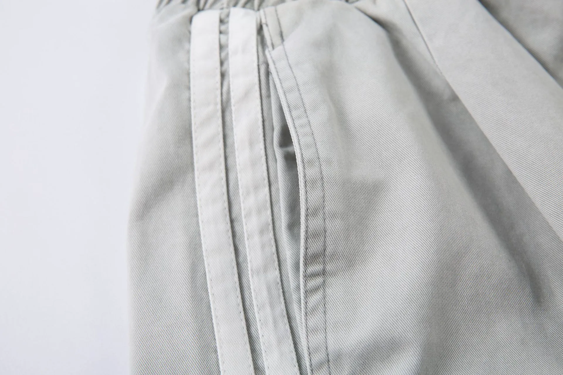 Jiayiku Trendy Brand  New Men's American Retro Washed Mid-Length Pants Loose Drape Wide-Leg Pants display picture 8