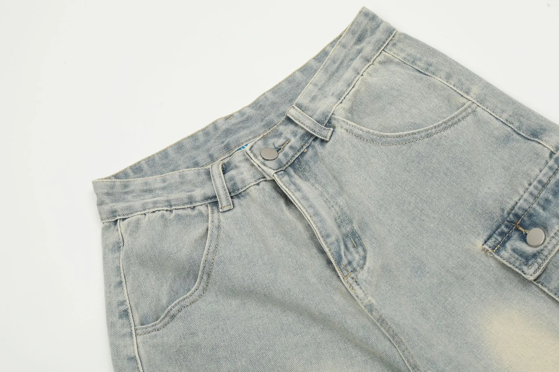 Jiayiku Men's Summer Cropped Pants American Retro Washed Work Jeans Straight Vibe Wide-Leg Shorts display picture 6