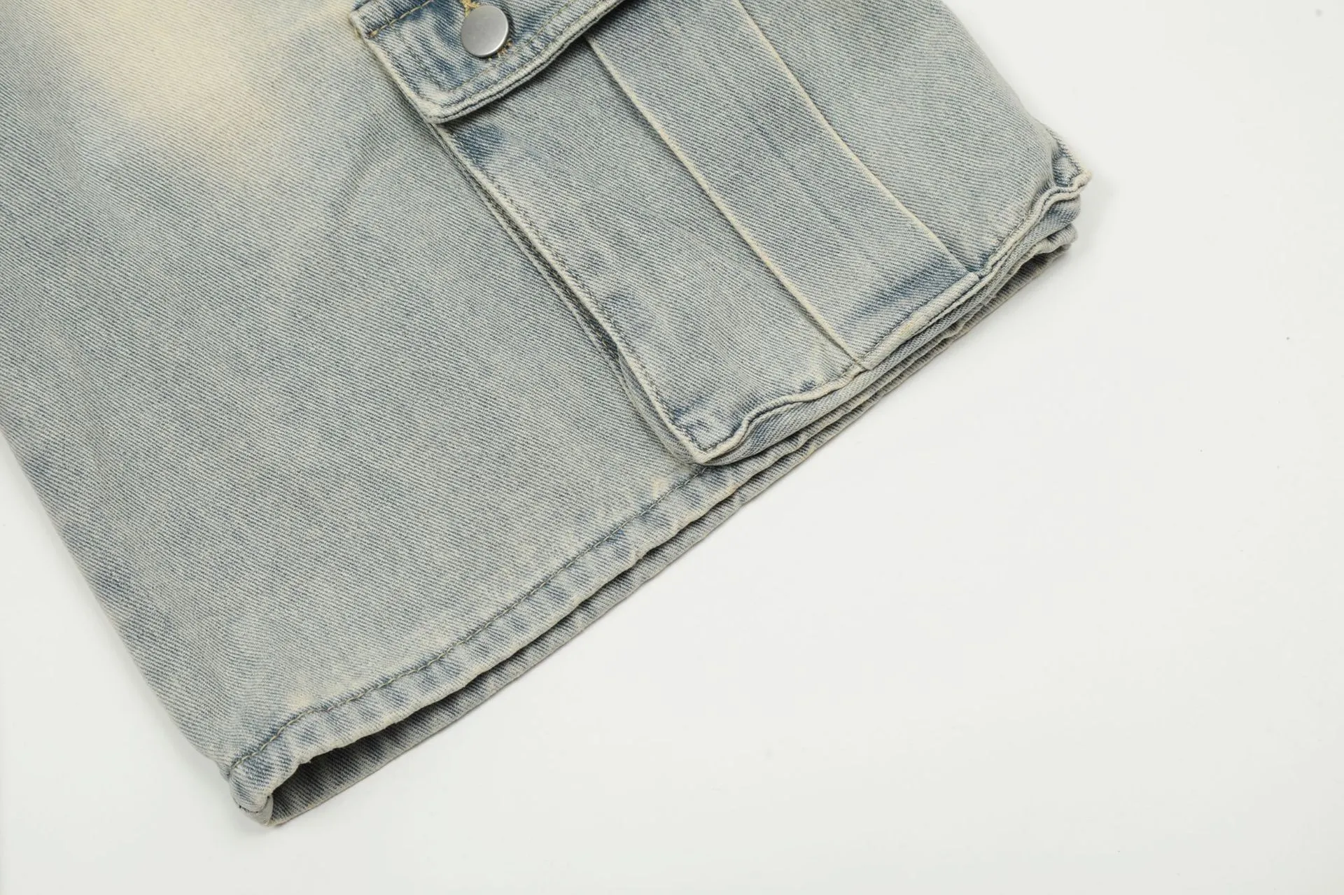 Jiayiku Men's Summer Cropped Pants American Retro Washed Work Jeans Straight Vibe Wide-Leg Shorts display picture 12