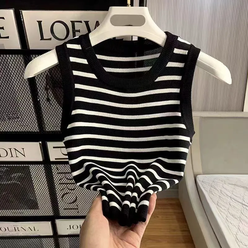 New Slim-Fit Striped Knit Camisole For Women, Sweet And Spicy Niche Outerwear And Inner Base Shirt Top Trendy display picture 3
