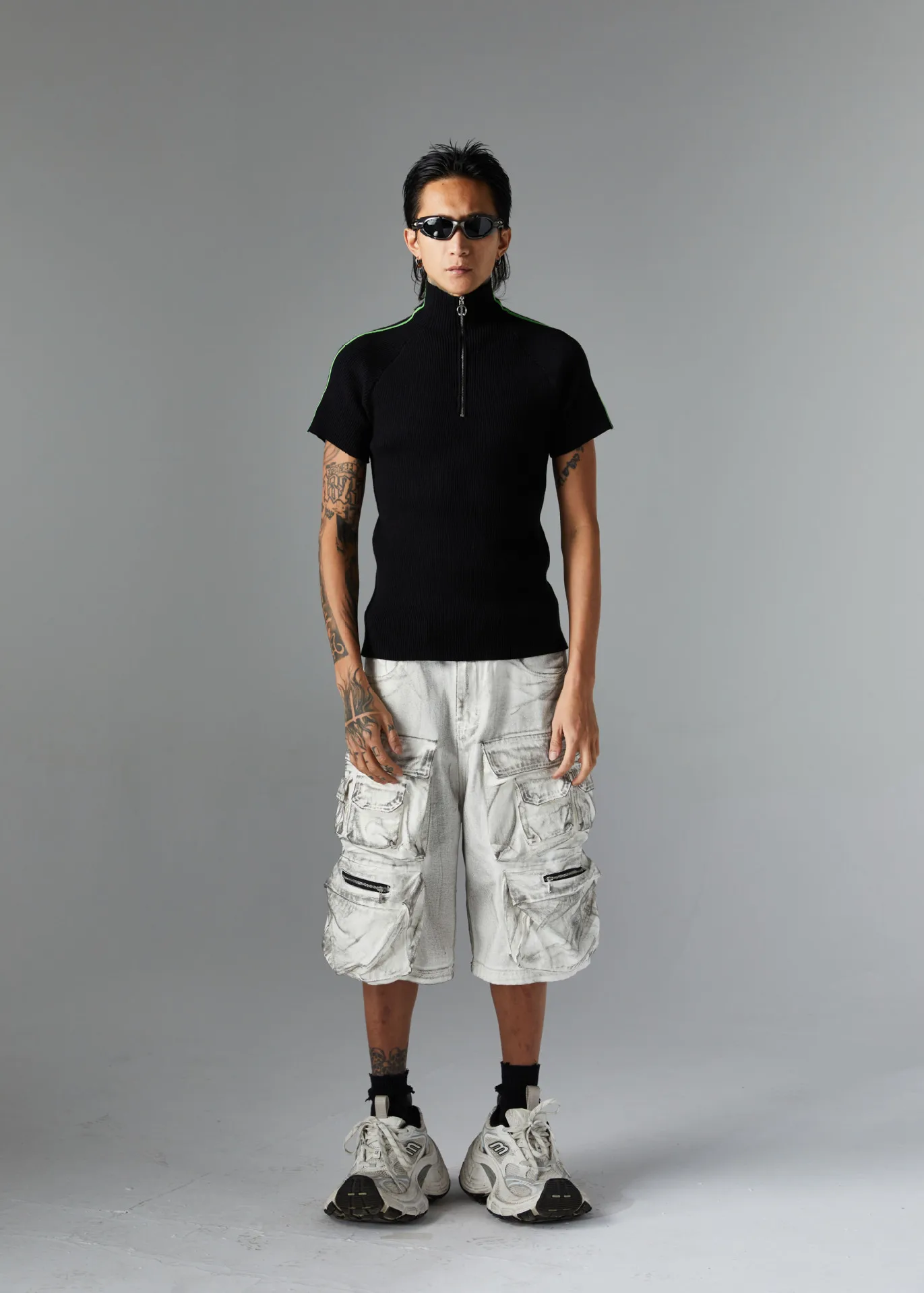 Jiayiku Men's  Summer  Light Luxury Threaded Base Shirt Solid Color Half Open Neck Slim-fit Short-sleeved T-shirt For Men display picture 11