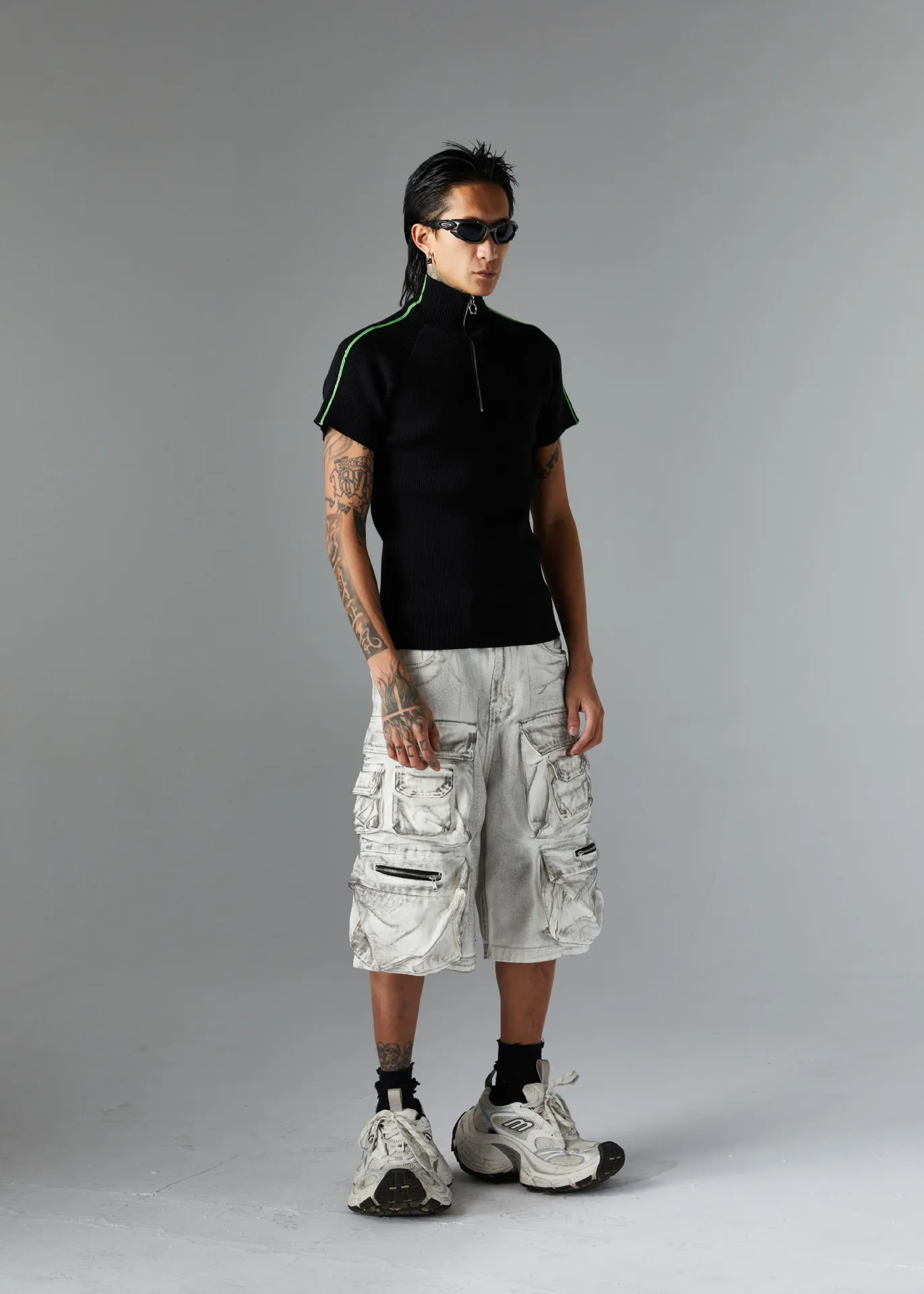 Jiayiku Men's  Summer  Light Luxury Threaded Base Shirt Solid Color Half Open Neck Slim-fit Short-sleeved T-shirt For Men display picture 10