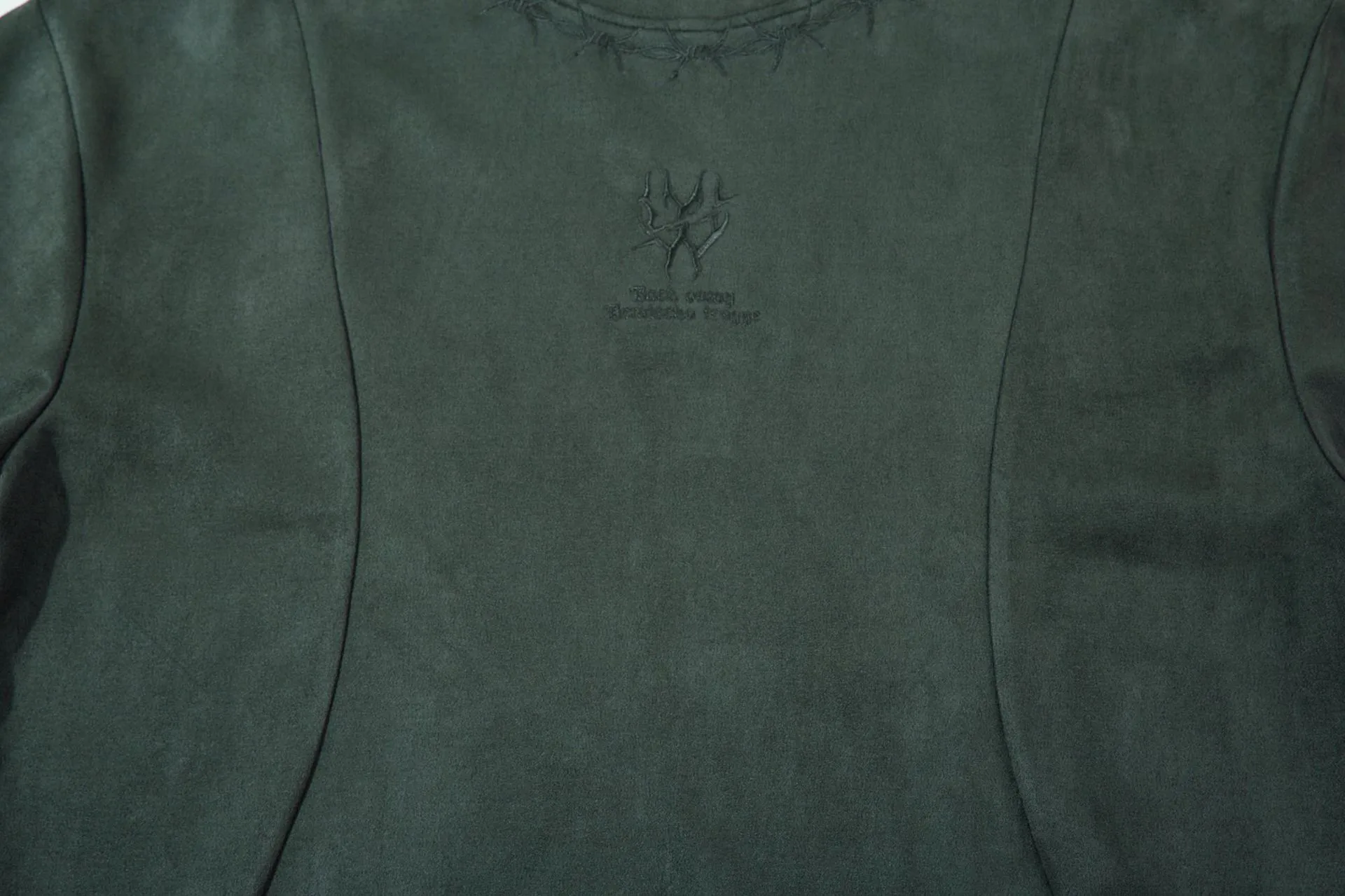 Jiayiku  Summer T-shirt Men's American Street Dark Tide Brand Tee Thorn Embroidered Suede T-shirt Short Sleeve display picture 12