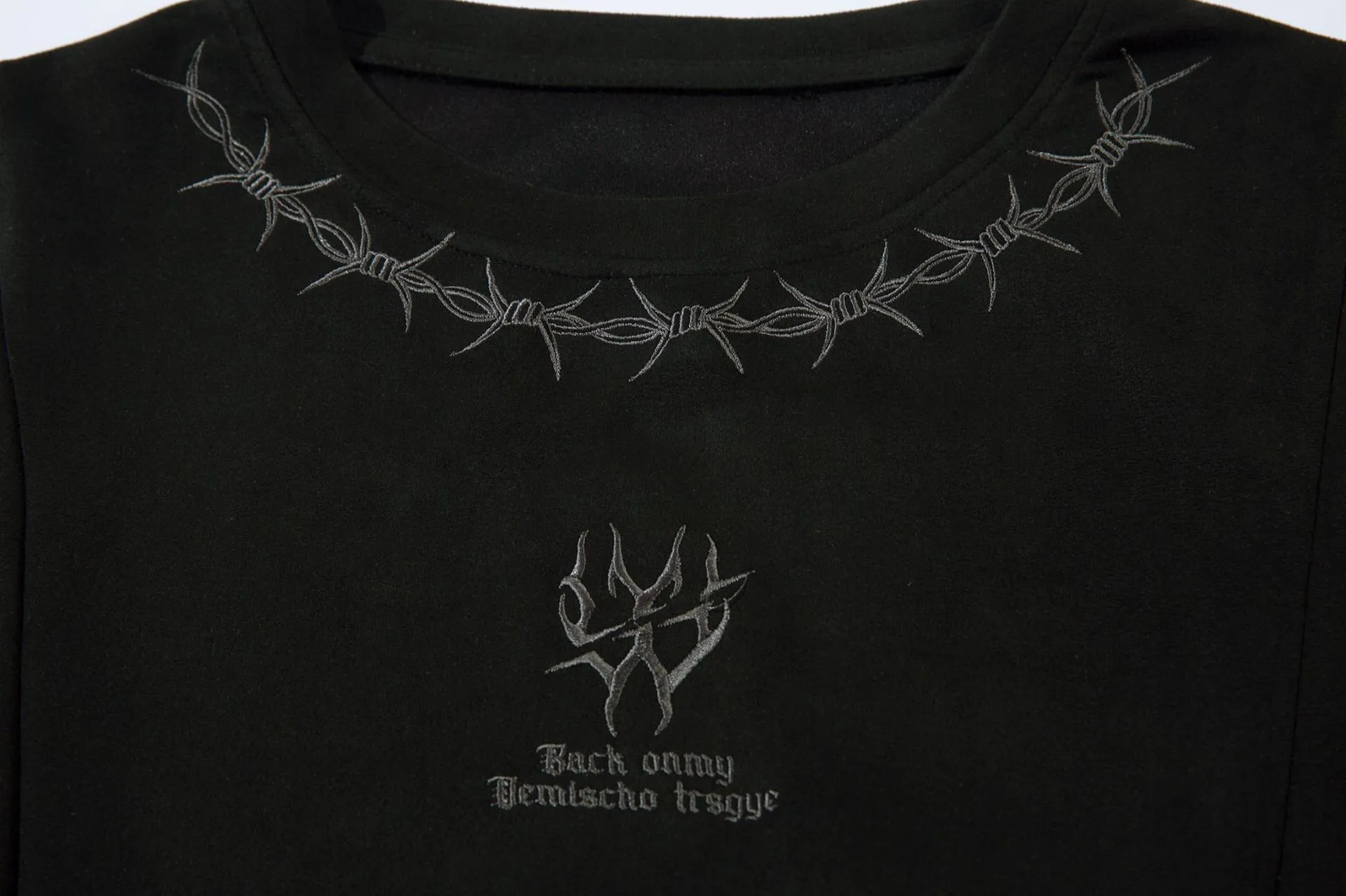 Jiayiku  Summer T-shirt Men's American Street Dark Tide Brand Tee Thorn Embroidered Suede T-shirt Short Sleeve display picture 20