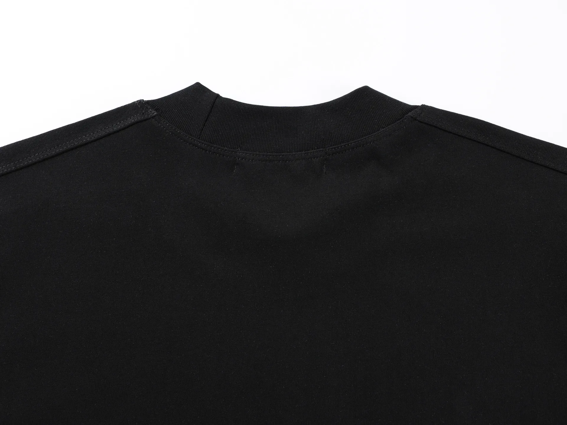 Jiayi Library Men's  New Summer New Niche Simple All-match Cool T-shirt Short-sleeved Men's High-end Style display picture 32