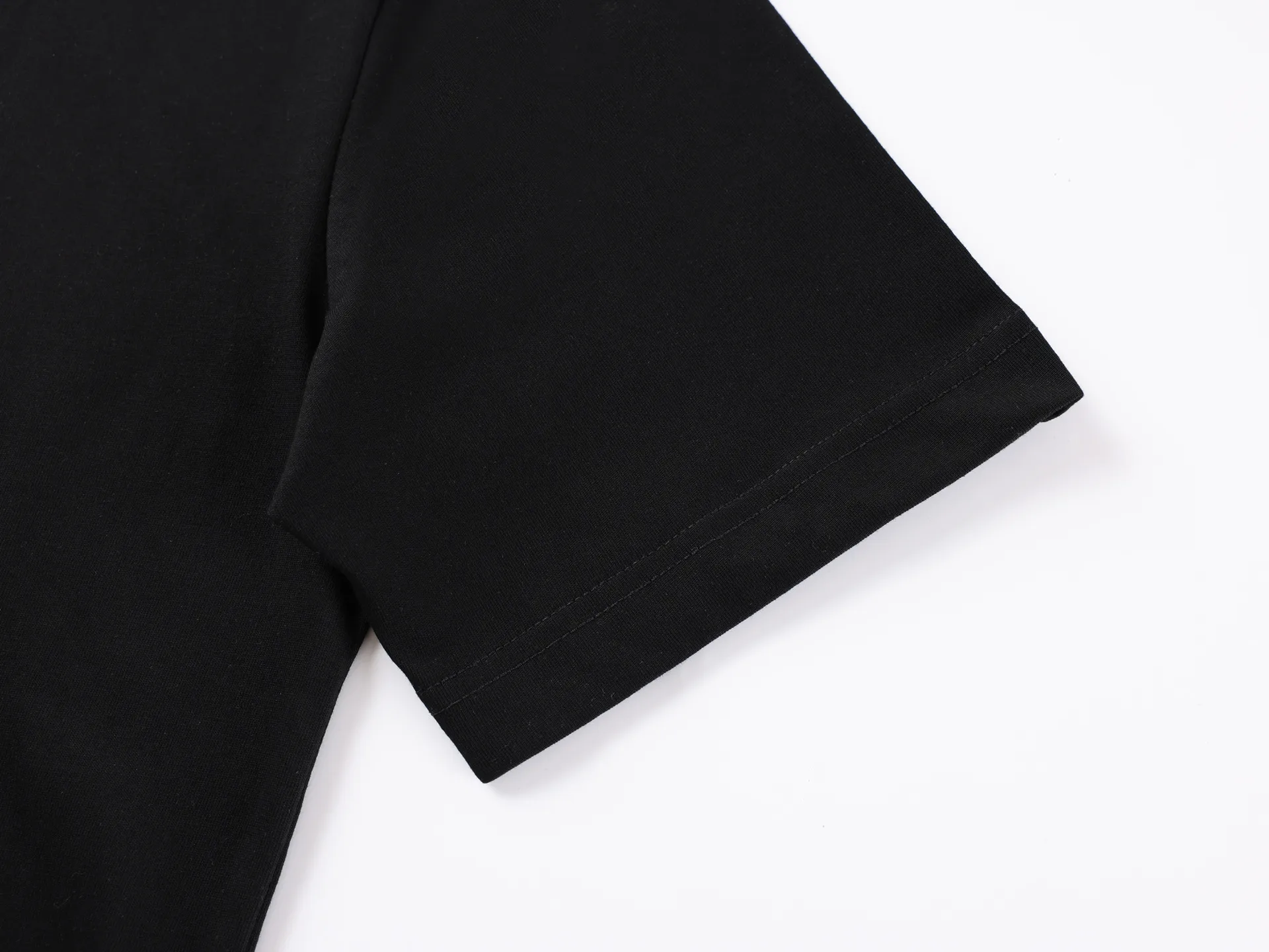 Jiayi Library Men's  New Summer New Niche Simple All-match Cool T-shirt Short-sleeved Men's High-end Style display picture 33