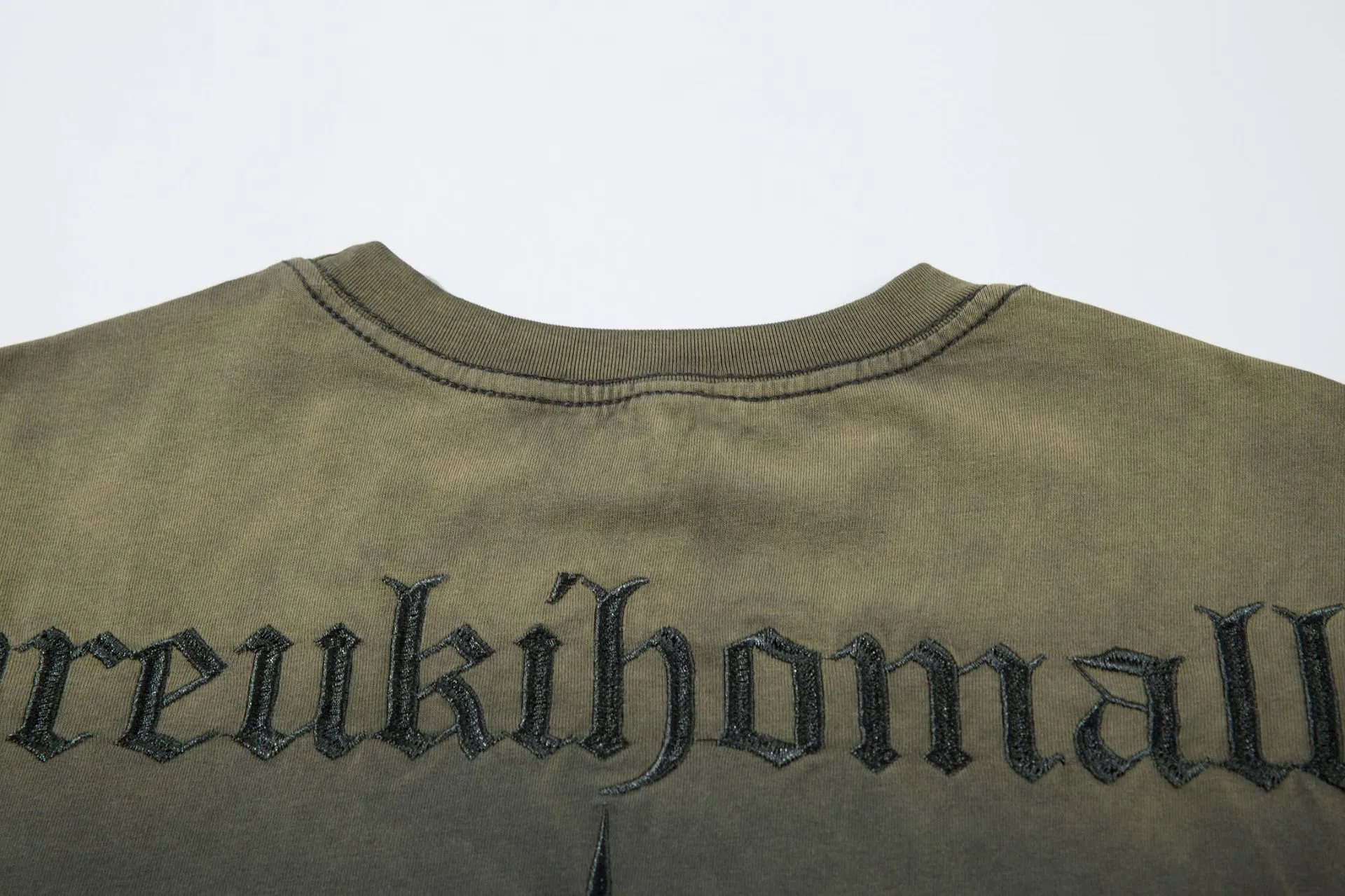 Jiayiku  Summer American Retro Fashion Brand Rivet Dirty Dye Washed T-shirt Short Sleeve Men's Loose Half Sleeve Top display picture 18