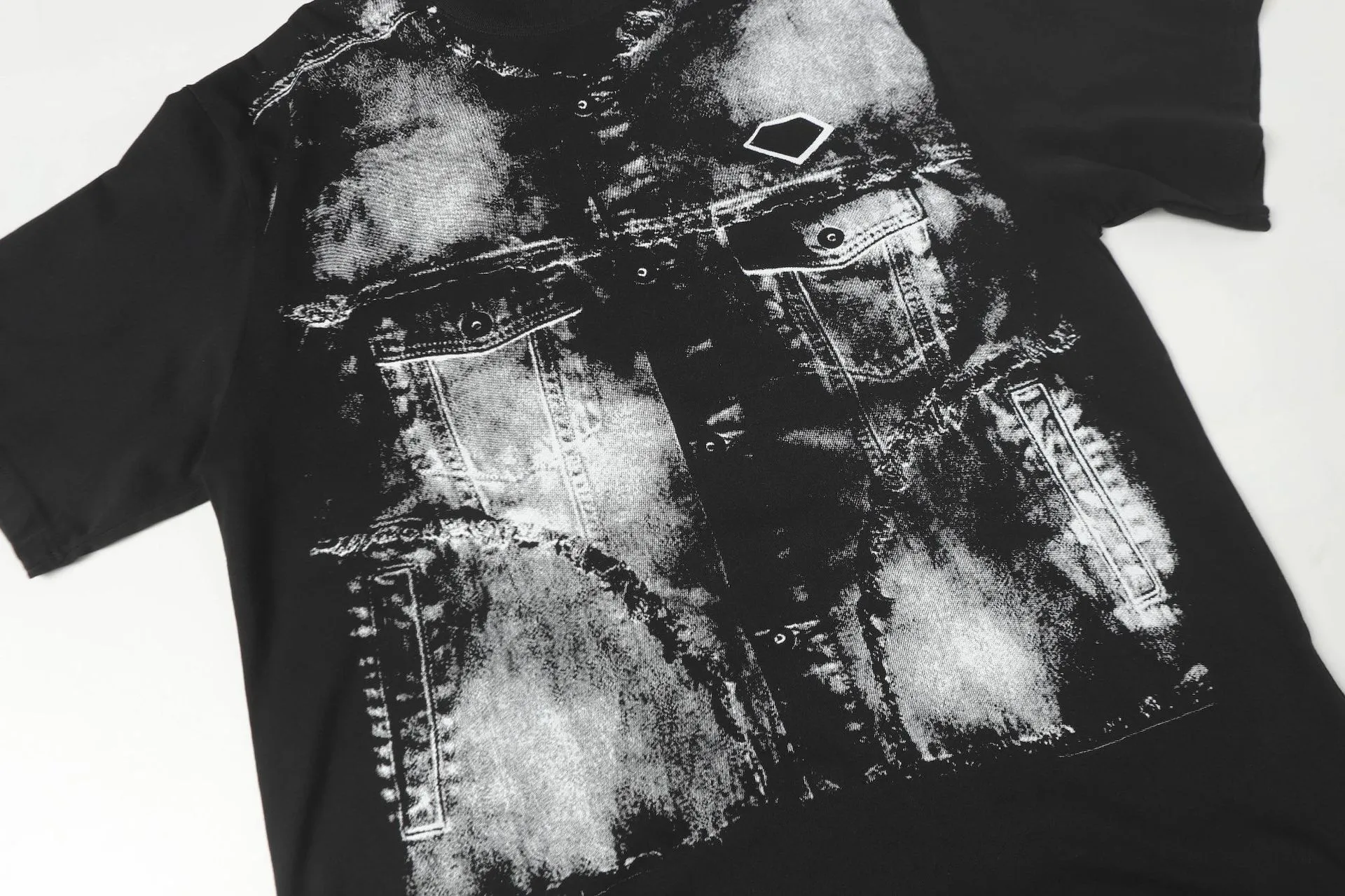 Jiayiku Men's  Summer High Street American Hip Hop Fashion Brand Personalized Graffiti Dirty Dye Niche T-shirt Short-sleeved Men display picture 16