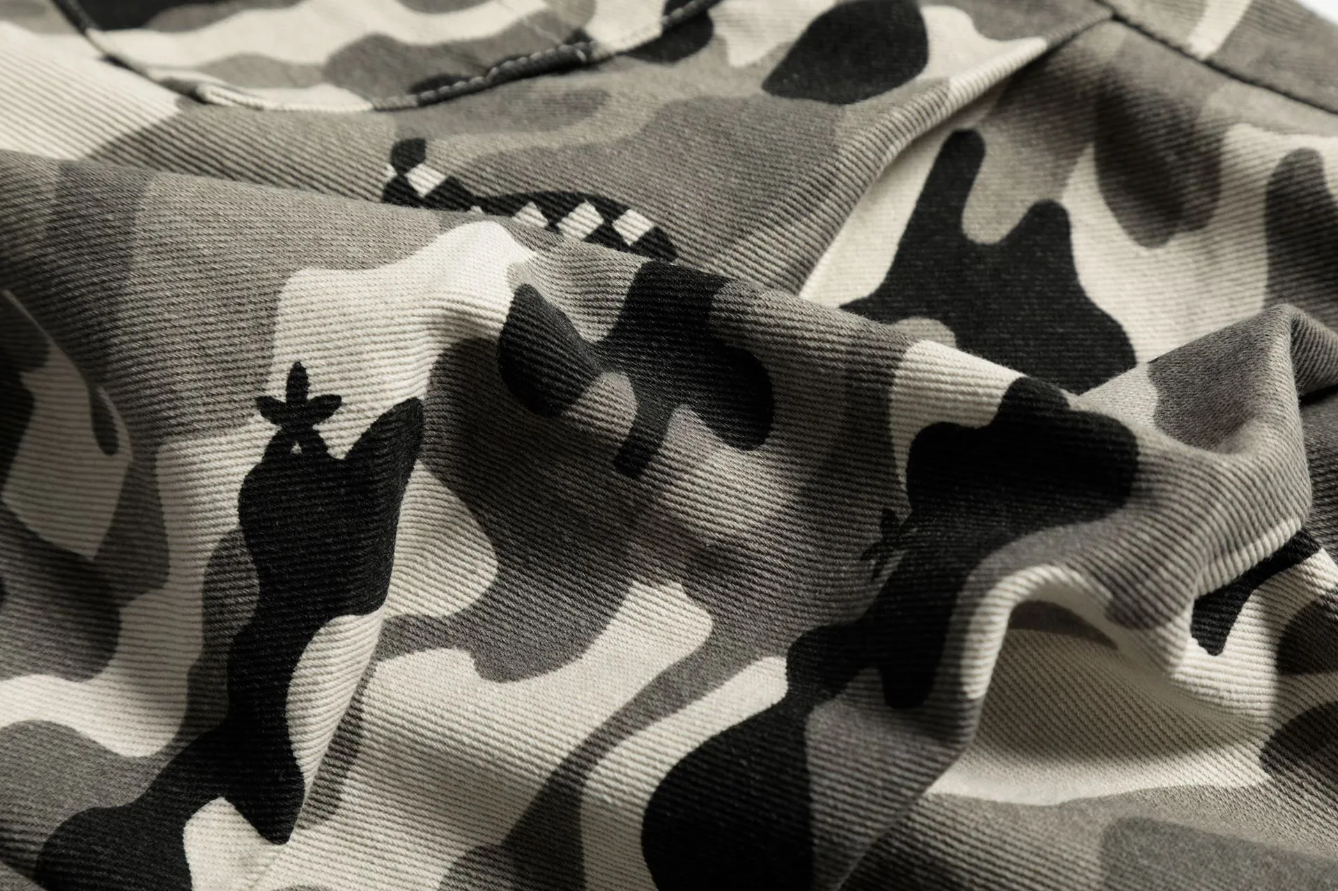 Jiayiku Men's Clothing  American Style Trendy Brand Camouflage Overalls Shorts Men's Loose High-end Wide-leg Pants display picture 12