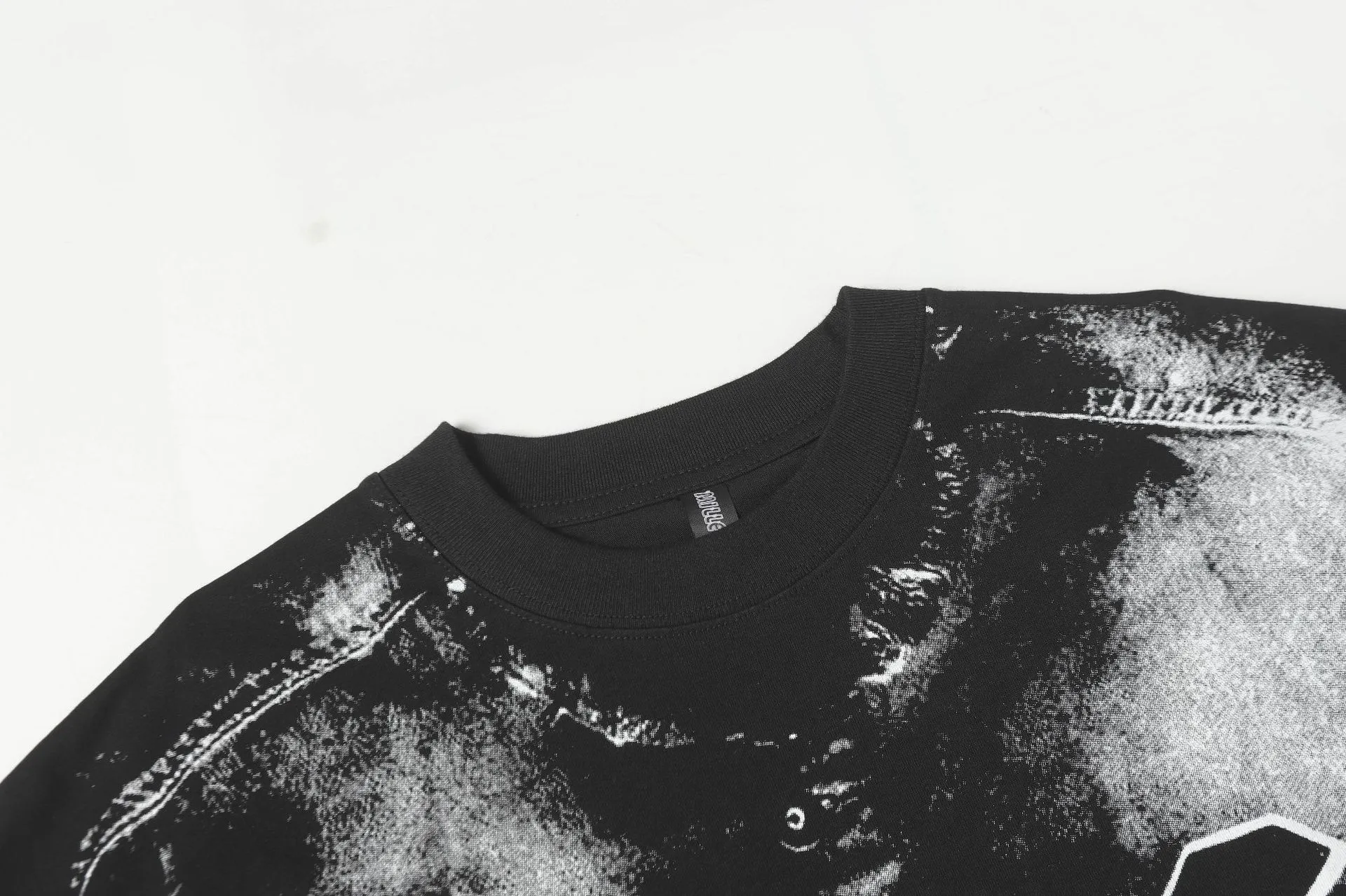Jiayiku Men's  Summer High Street American Hip Hop Fashion Brand Personalized Graffiti Dirty Dye Niche T-shirt Short-sleeved Men display picture 21