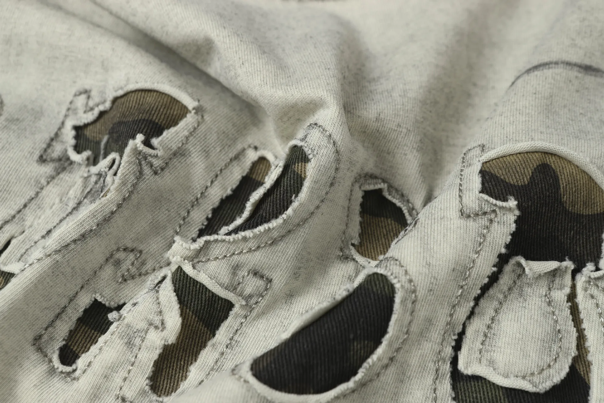 Jiayiku Men's  Summer High Street American Retro Trendy Brand Waste Soil Wind Washing Dirty Dye Cut T-shirt Short Sleeve display picture 12