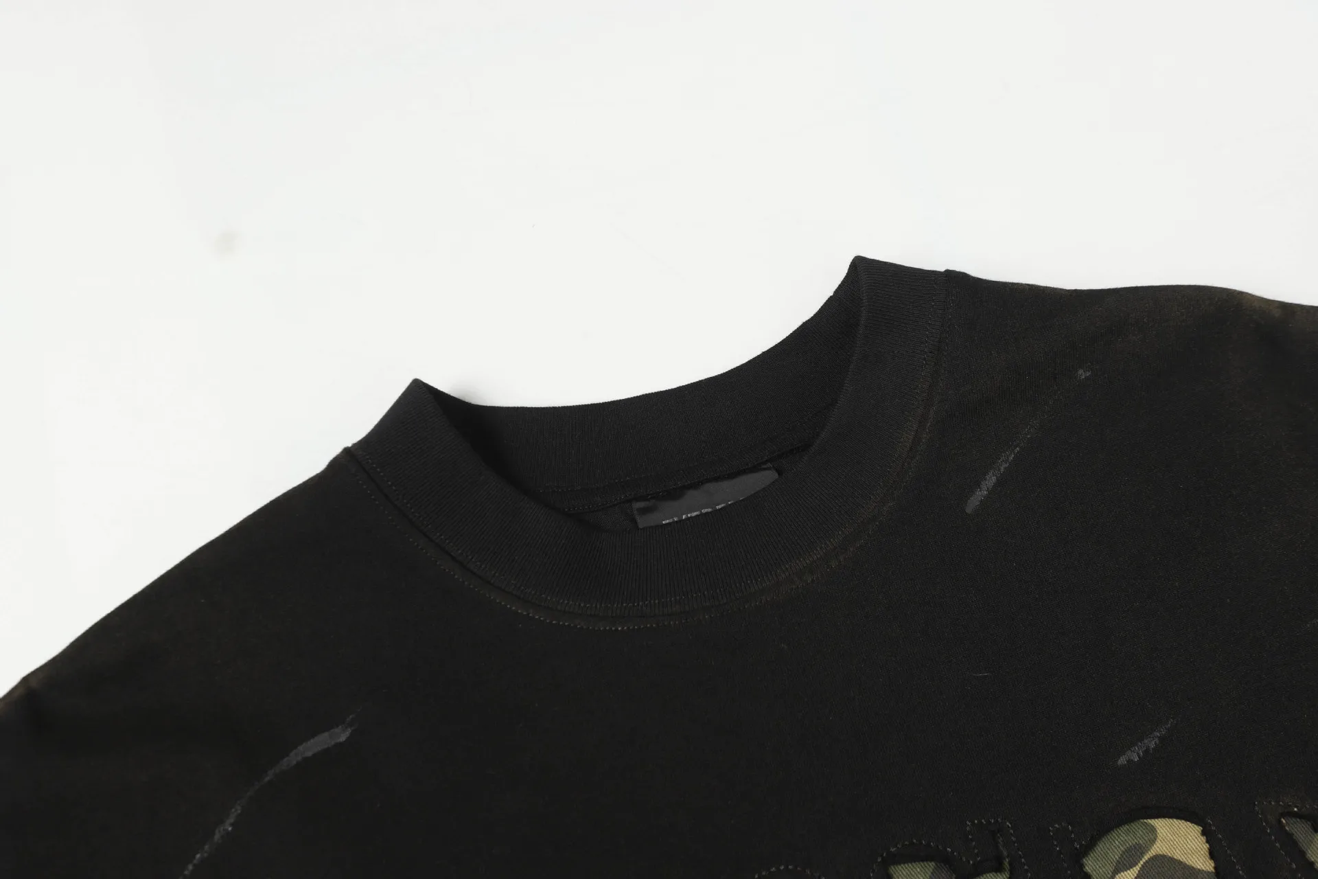 Jiayiku Men's  Summer High Street American Retro Trendy Brand Waste Soil Wind Washing Dirty Dye Cut T-shirt Short Sleeve display picture 22