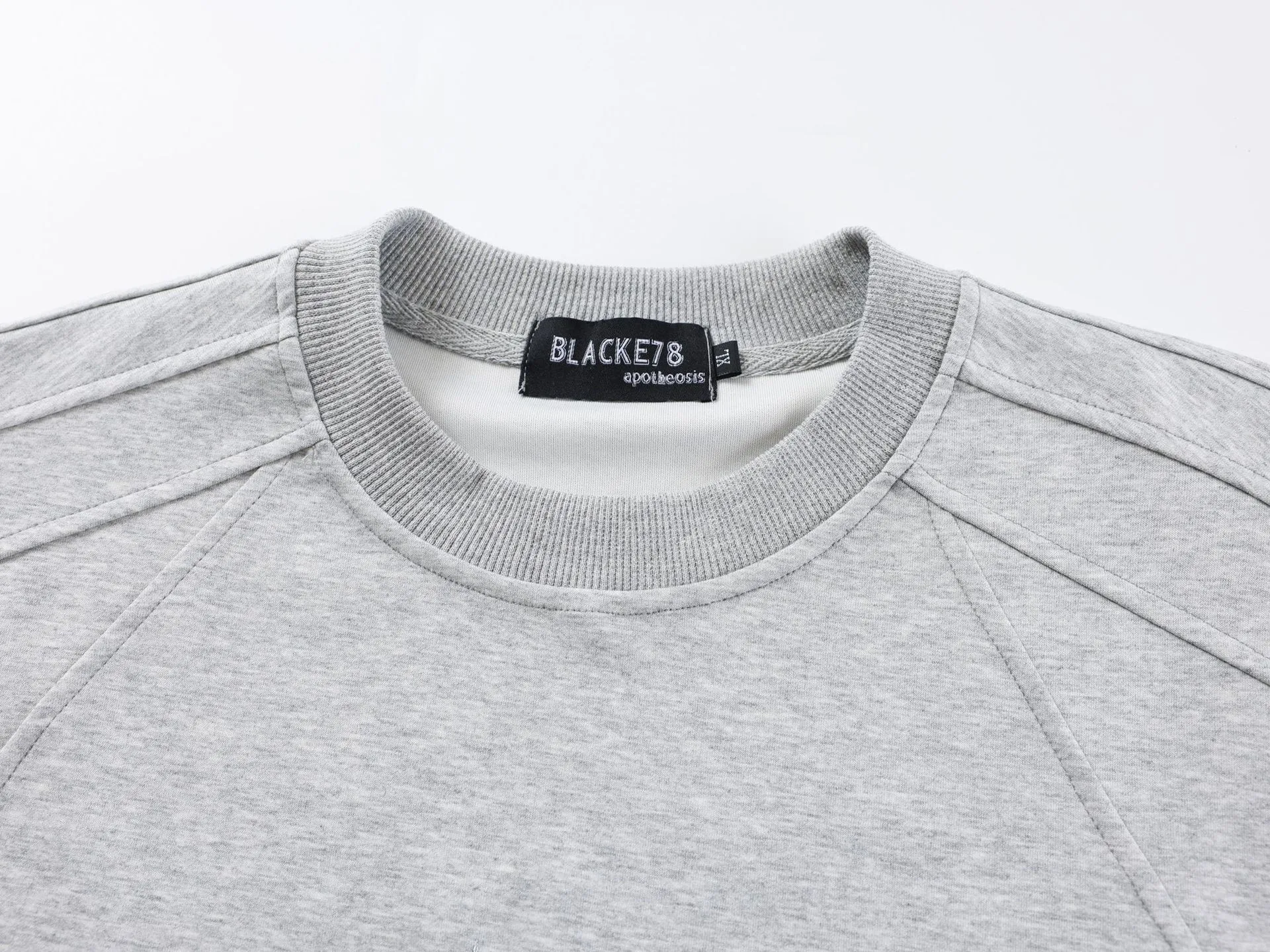 Jiayi Library Men's  New Summer New Niche Personality Deconstruction Design T-shirt Short-sleeved Simple High-end Sense display picture 13