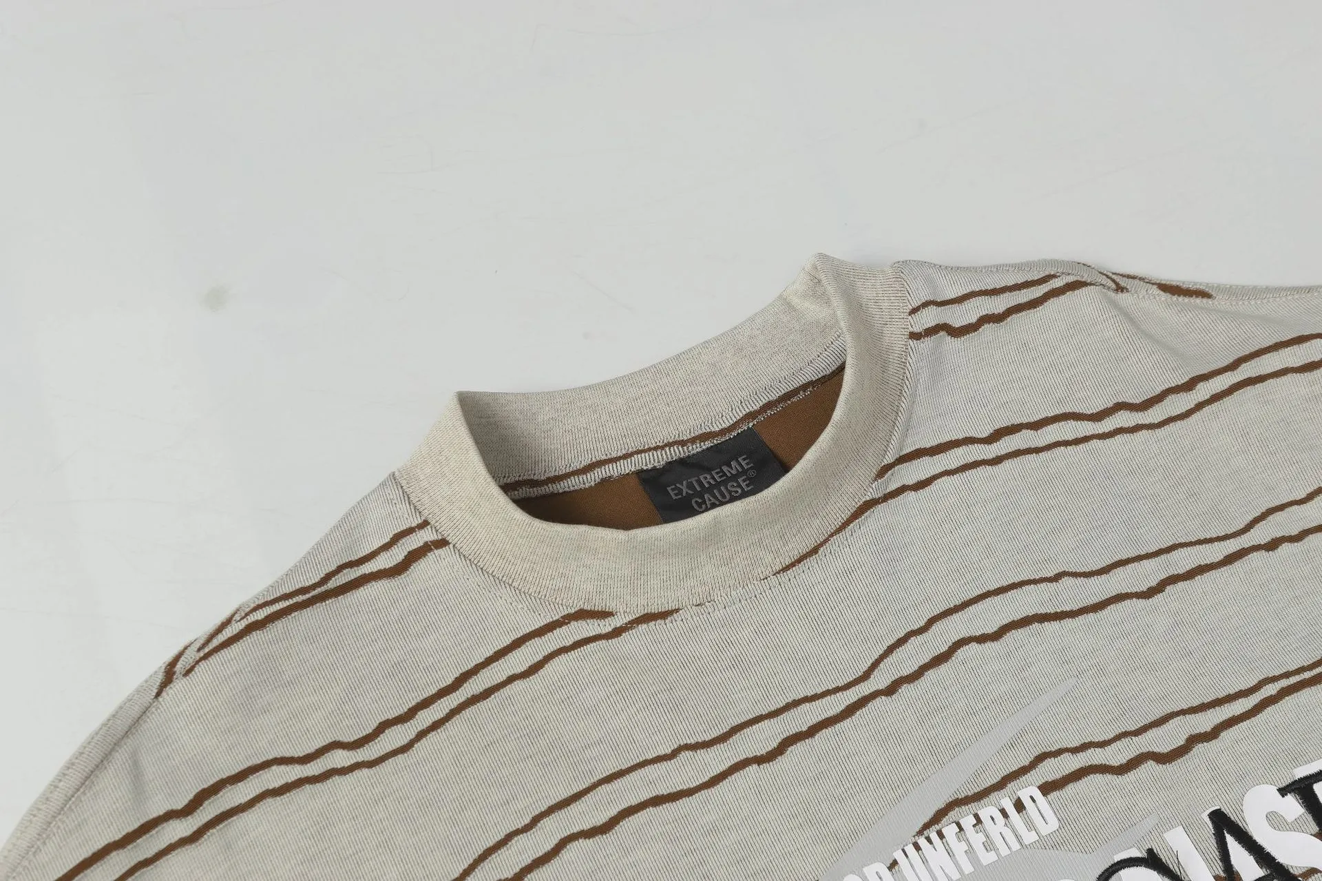 Jiayiku Men's  Summer New New Fashion Brand Jacquard Striped T-shirt Loose Heavy Half Sleeve Top For Men display picture 14