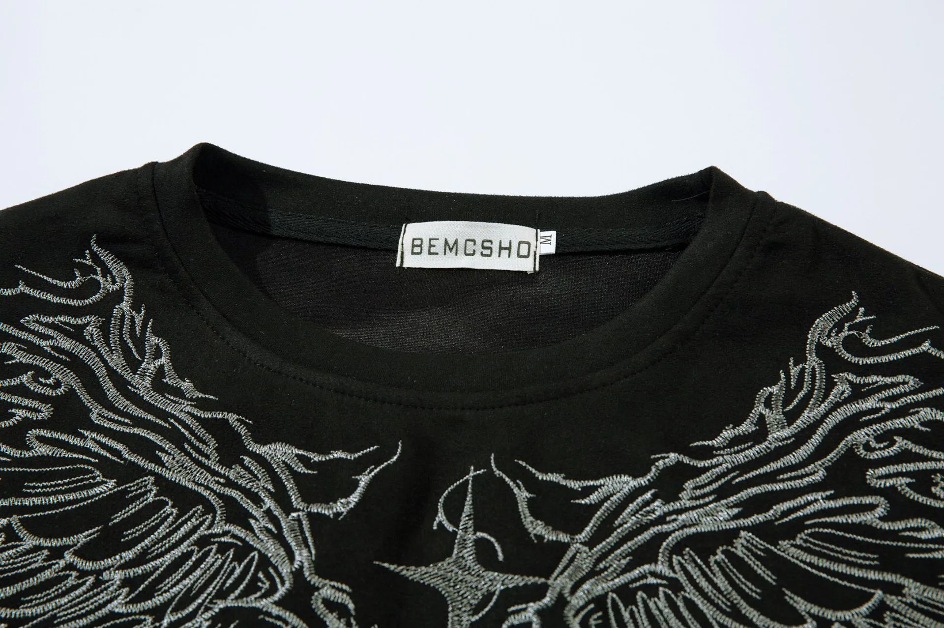 Jiayiku  Summer T-Shirt Men's American Street Dark Fashion Brand Skull Skeleton Embroidered Suede Short-Sleeved T-Shirt display picture 11