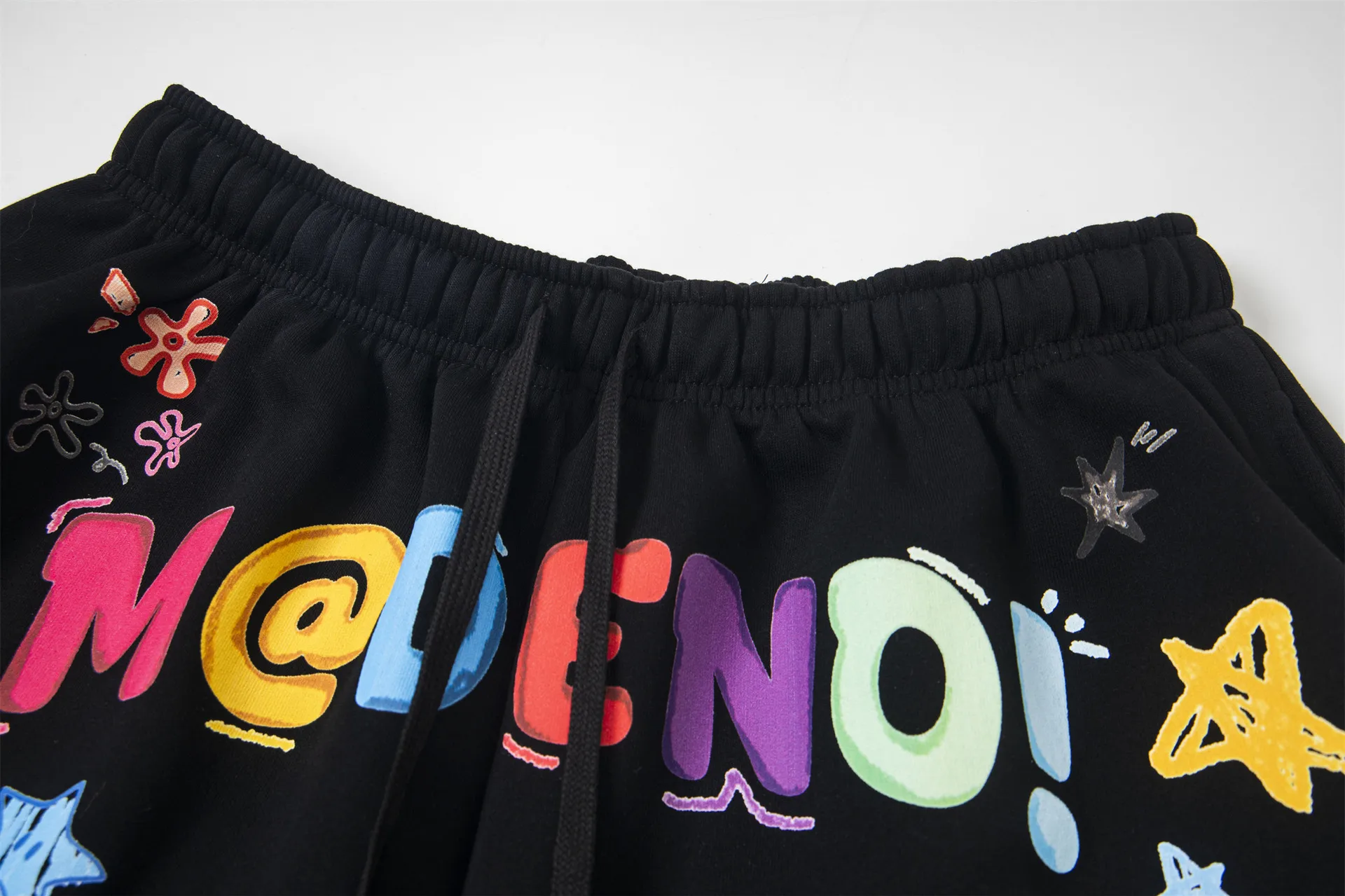 Jiayiku Trendy Brand  New High-End American Retro Five-Point Pants Loose Couple Style Printed Straight Pants display picture 11