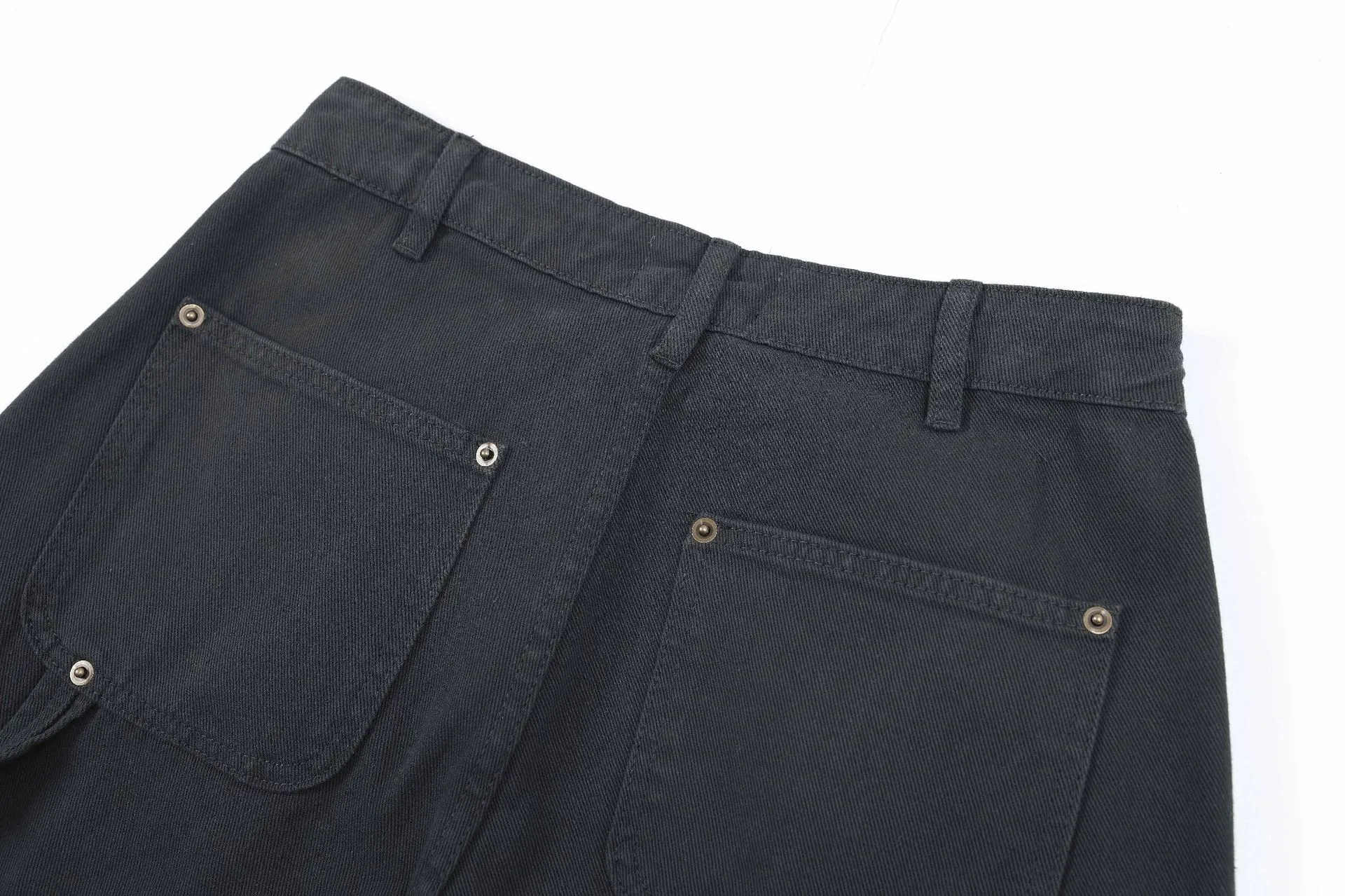 Jiayiku Men's  American Retro Rivet Cutting Wood Fold Denim Shorts Men's Washed Damaged Five-point Pants display picture 30