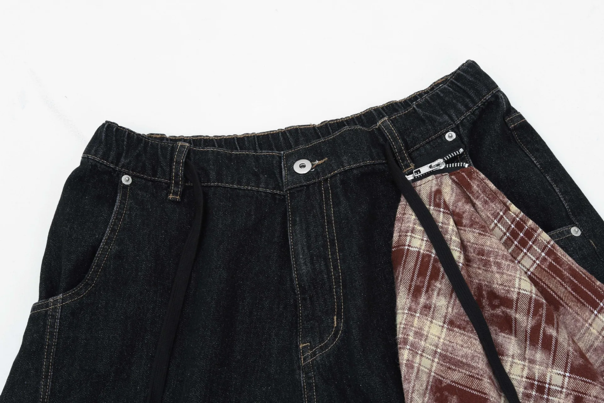 Jiayiku Men's  Summer American Retro Hip-hop Hip-hop Washed Denim Shorts Tassel Wide-leg Pants display picture 7