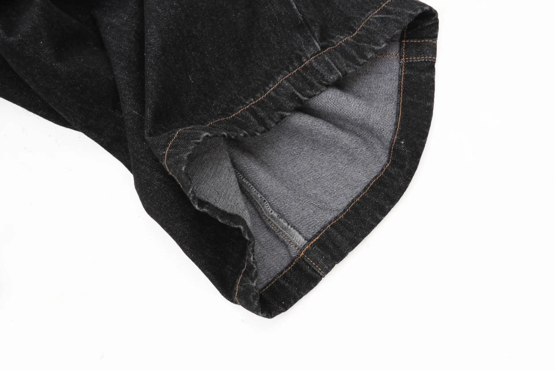 Jiayiku Men's  Summer American Retro Hip-hop Hip-hop Washed Denim Shorts Tassel Wide-leg Pants display picture 10