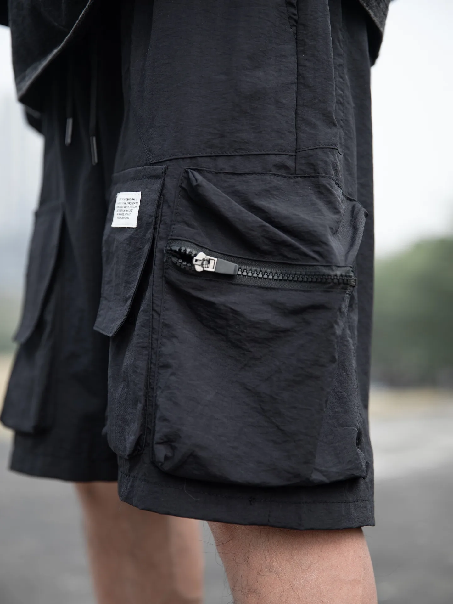 Jiayiku Men's   Functional Fashion Brand Multi-Pocket Pants Quick-drying Thin Tactical Workwear Shorts display picture 8
