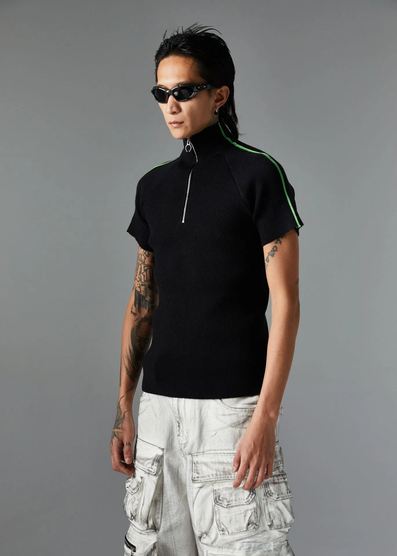 Jiayiku Men's  Summer  Light Luxury Threaded Base Shirt Solid Color Half Open Neck Slim-fit Short-sleeved T-shirt For Men display picture 4