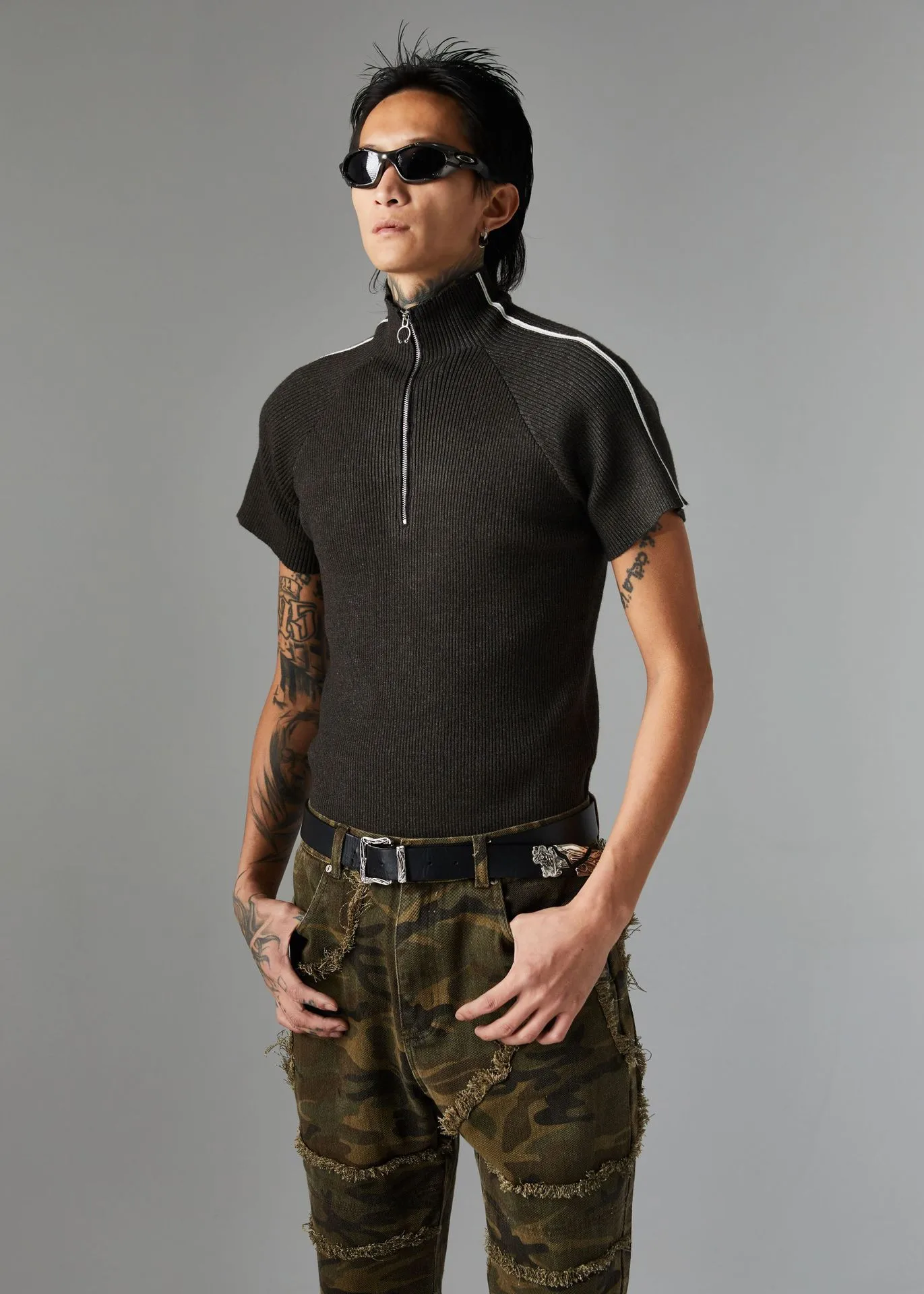 Jiayiku Men's  Summer  Light Luxury Threaded Base Shirt Solid Color Half Open Neck Slim-fit Short-sleeved T-shirt For Men display picture 16