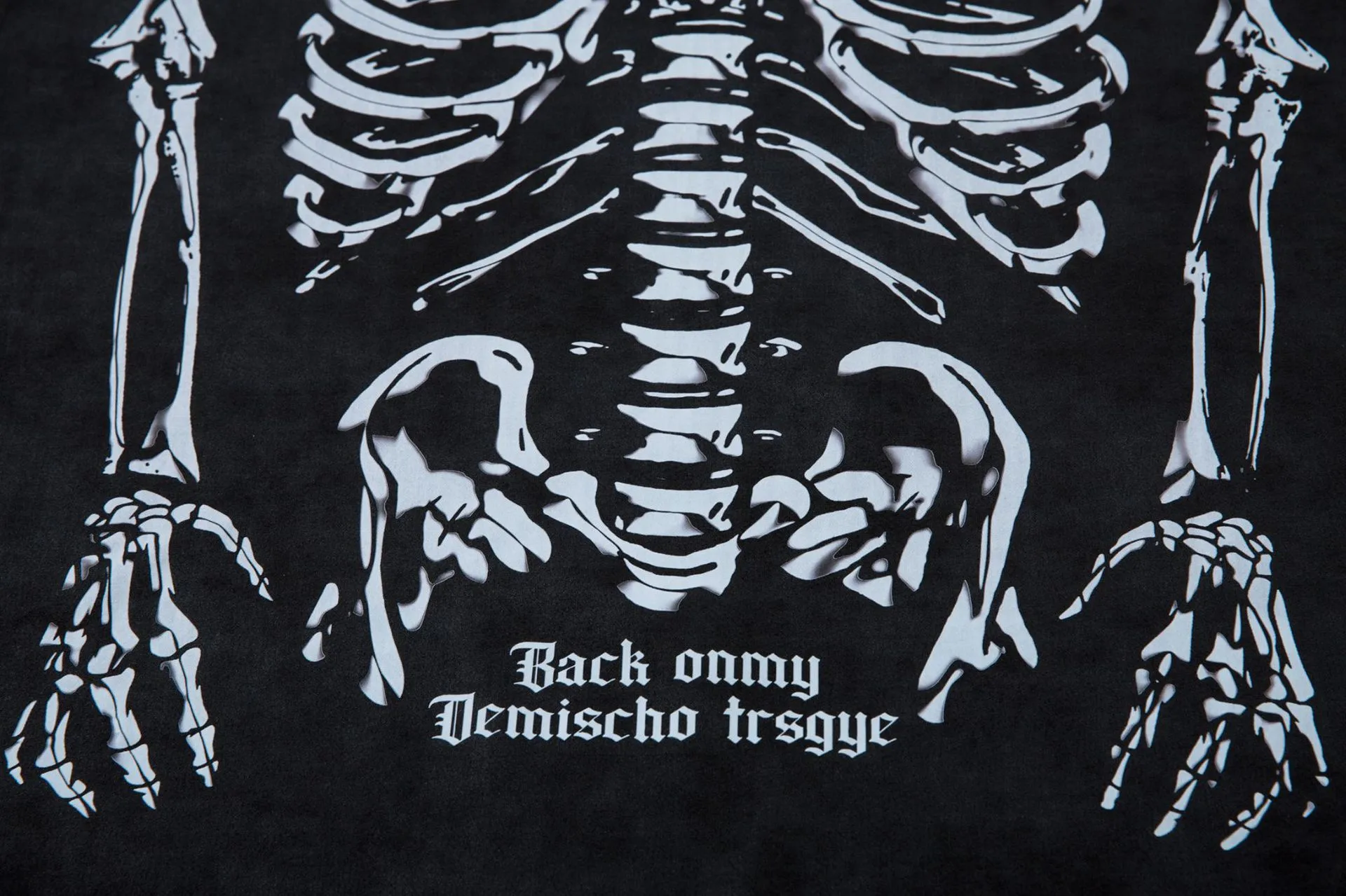 Jiayiku Men's  American Street Dark Tide Brand Tee Skull Skeleton Printed Suede Short-sleeved T-shirt For Men display picture 12