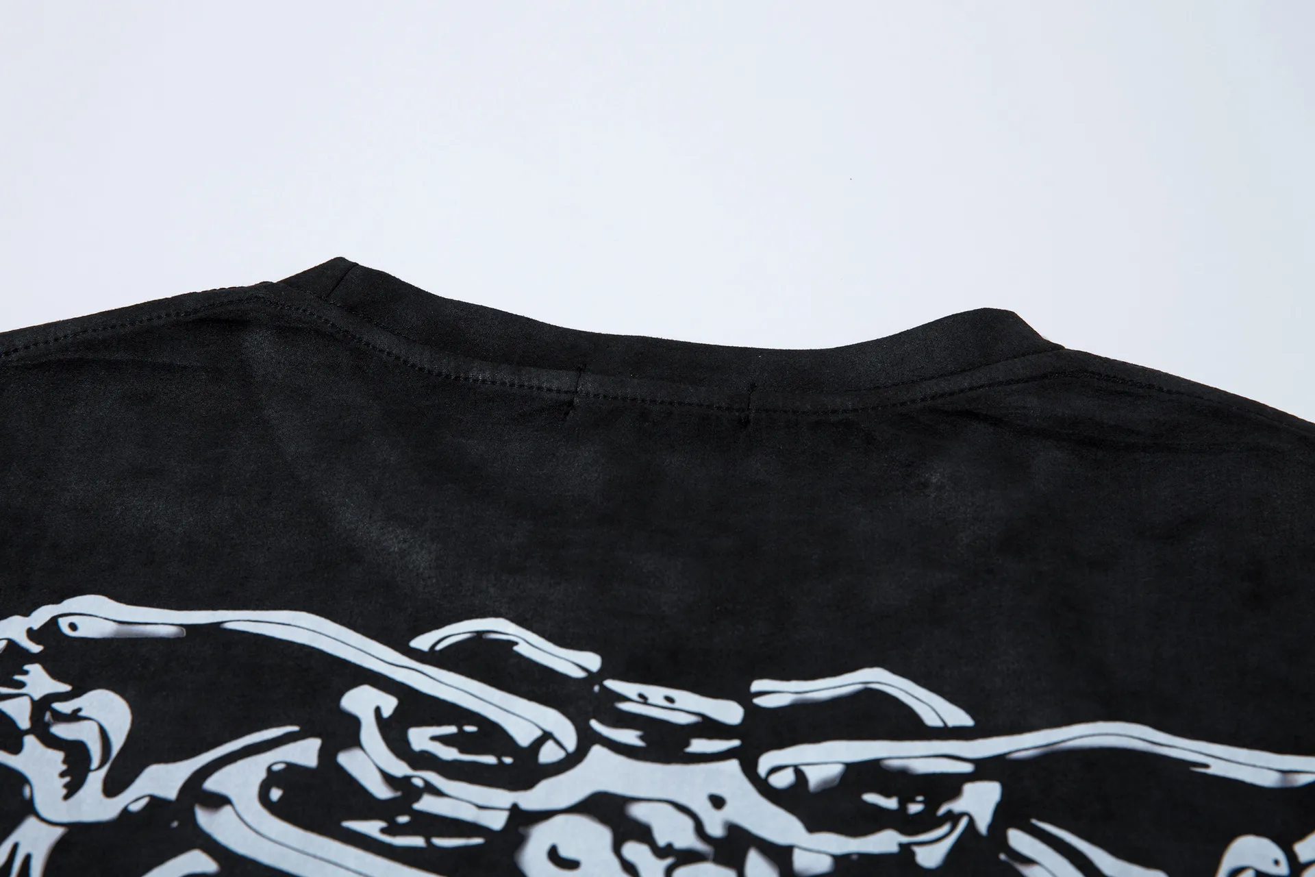 Jiayiku Men's  American Street Dark Tide Brand Tee Skull Skeleton Printed Suede Short-sleeved T-shirt For Men display picture 14