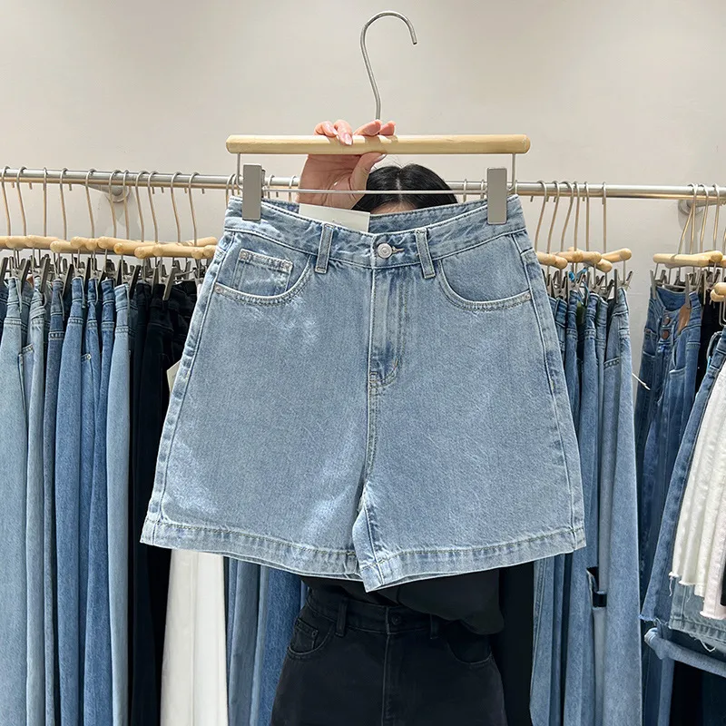 Summer New  Simple Casual High Waist A- Line Shorts Women's Loose All-match Denim Hot Pants Slimming Western Style display picture 1