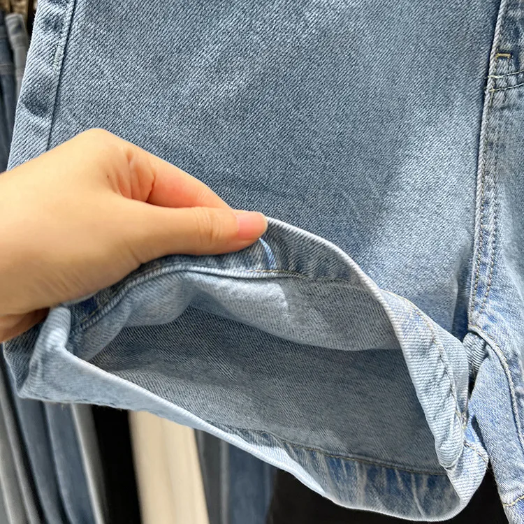 Summer New  Simple Casual High Waist A- Line Shorts Women's Loose All-match Denim Hot Pants Slimming Western Style display picture 7