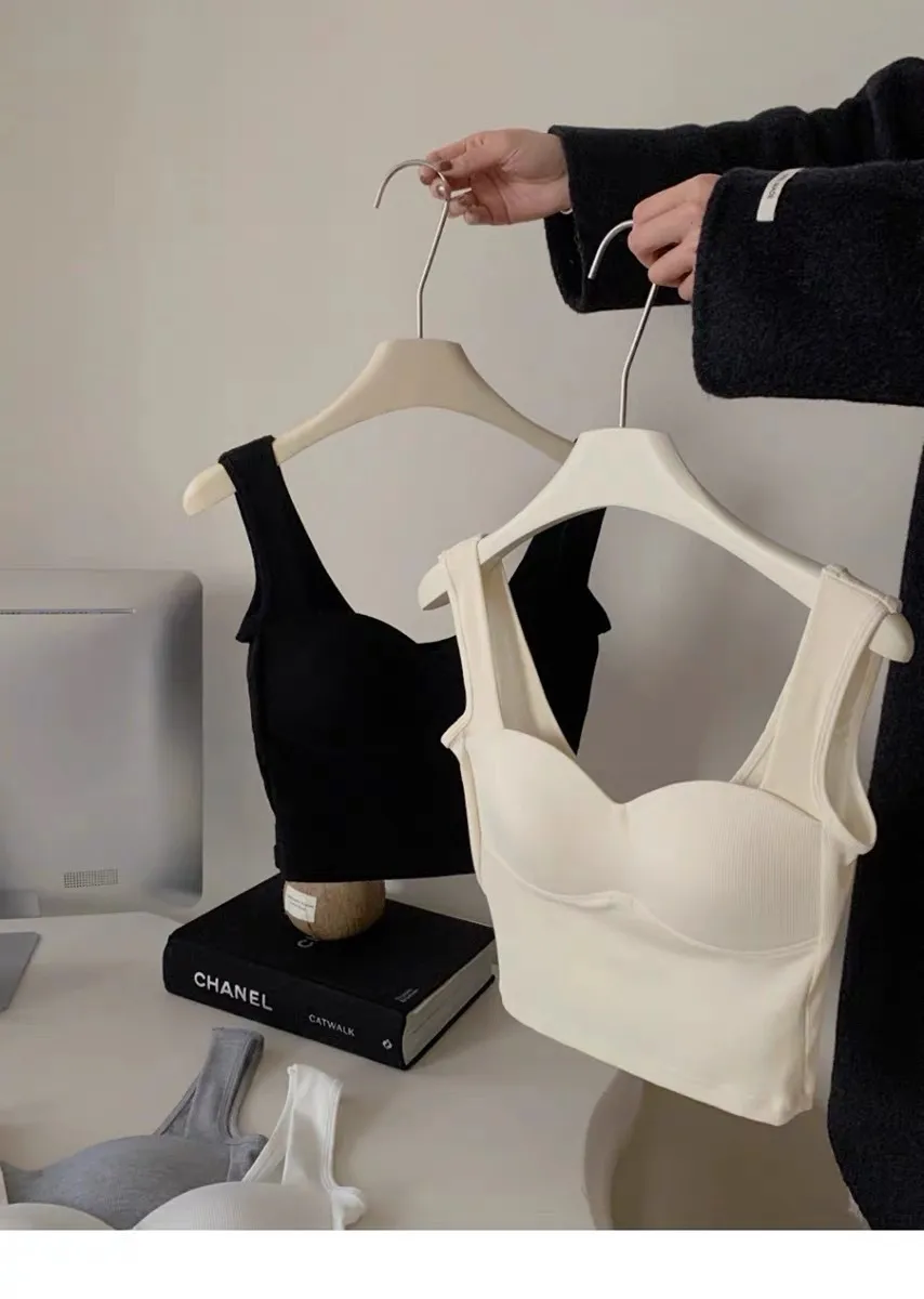 RC Threaded Texturous Camisole With Chest Pad Solid Color All-Match Comfortable Slim-Fit Base Shirt Women's Top Summer 632 display picture 7