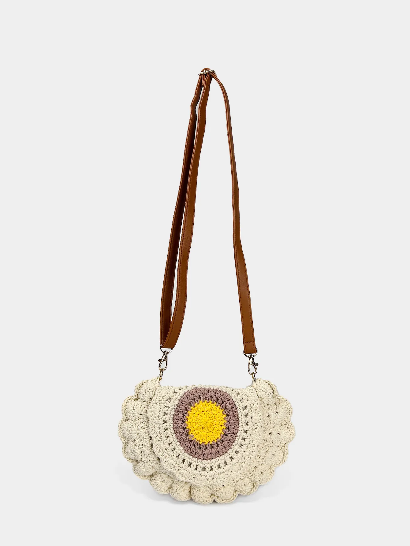 Fashion  Straw Small Round Bag Seaside Vacation Beach Shoulder Bag  Summer New Woven Crossbody Bag For Women display picture 1